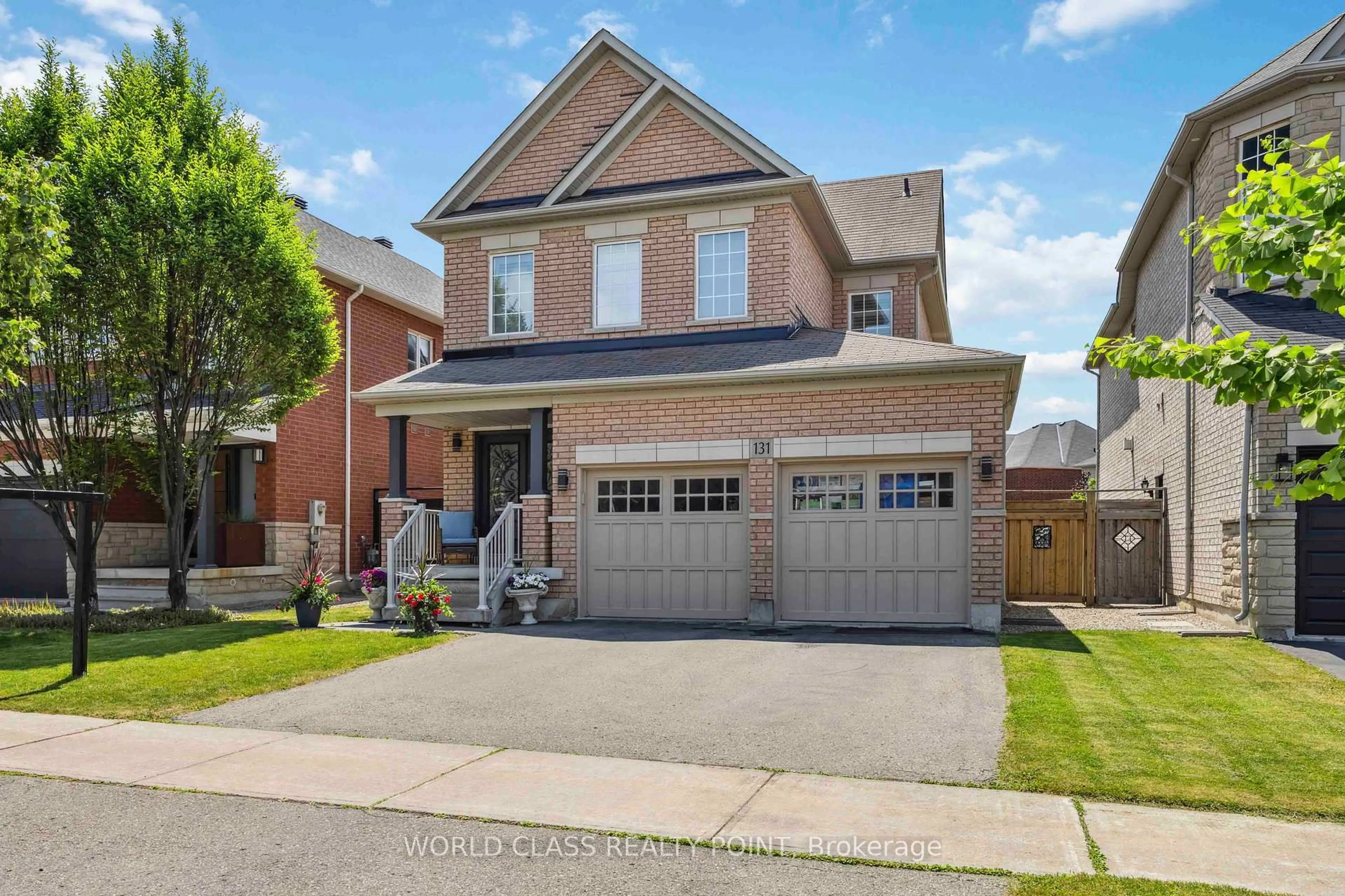 Home with brick exterior material, street for 131 Lormel Gate, Vaughan Ontario L4H 0C5