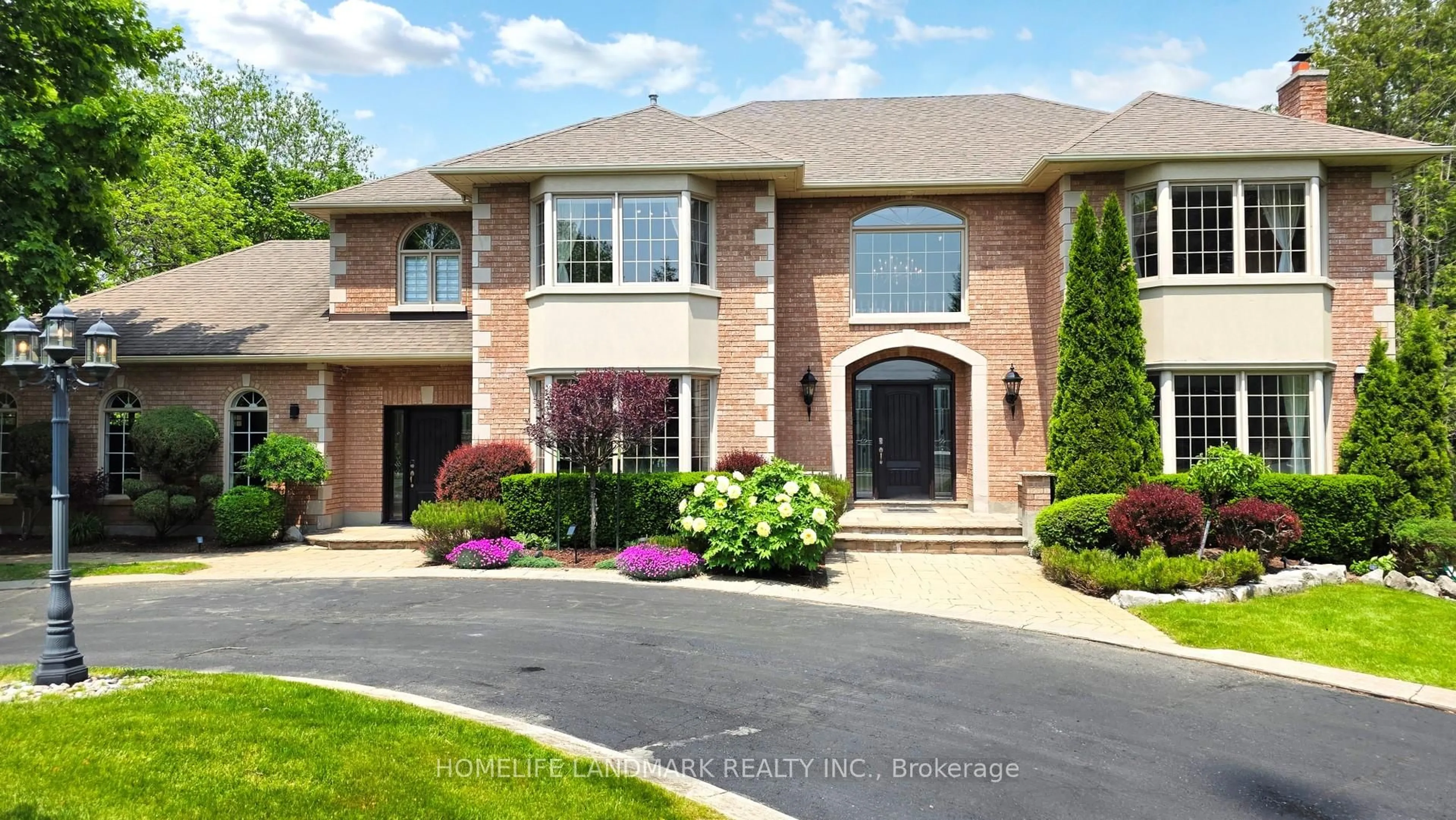 Home with brick exterior material, street for 61 SHERRICK Dr, Whitchurch-Stouffville Ontario L4A 2E9