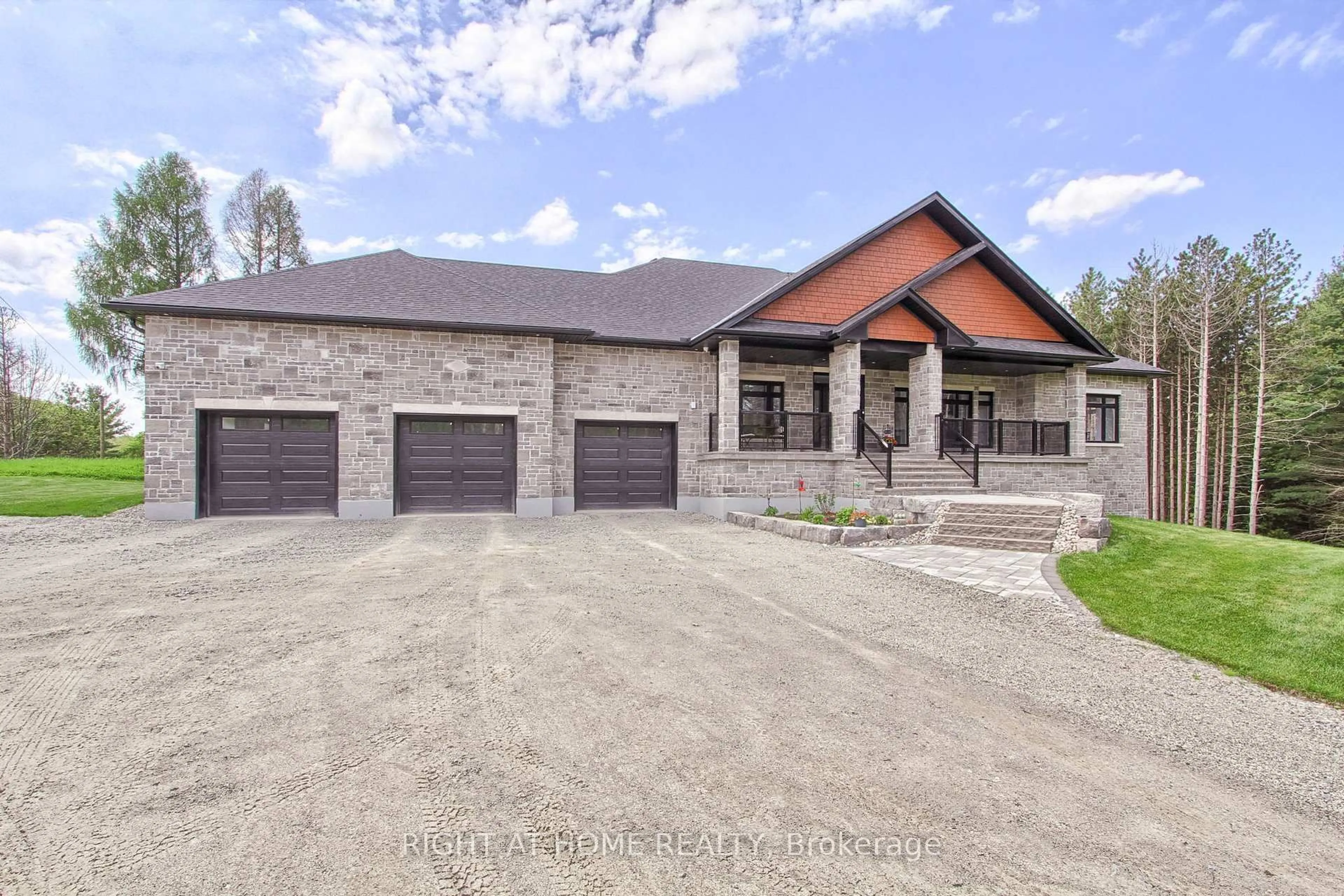 Home with brick exterior material, unknown for 2705 14th Line, Innisfil Ontario L0L 1R0