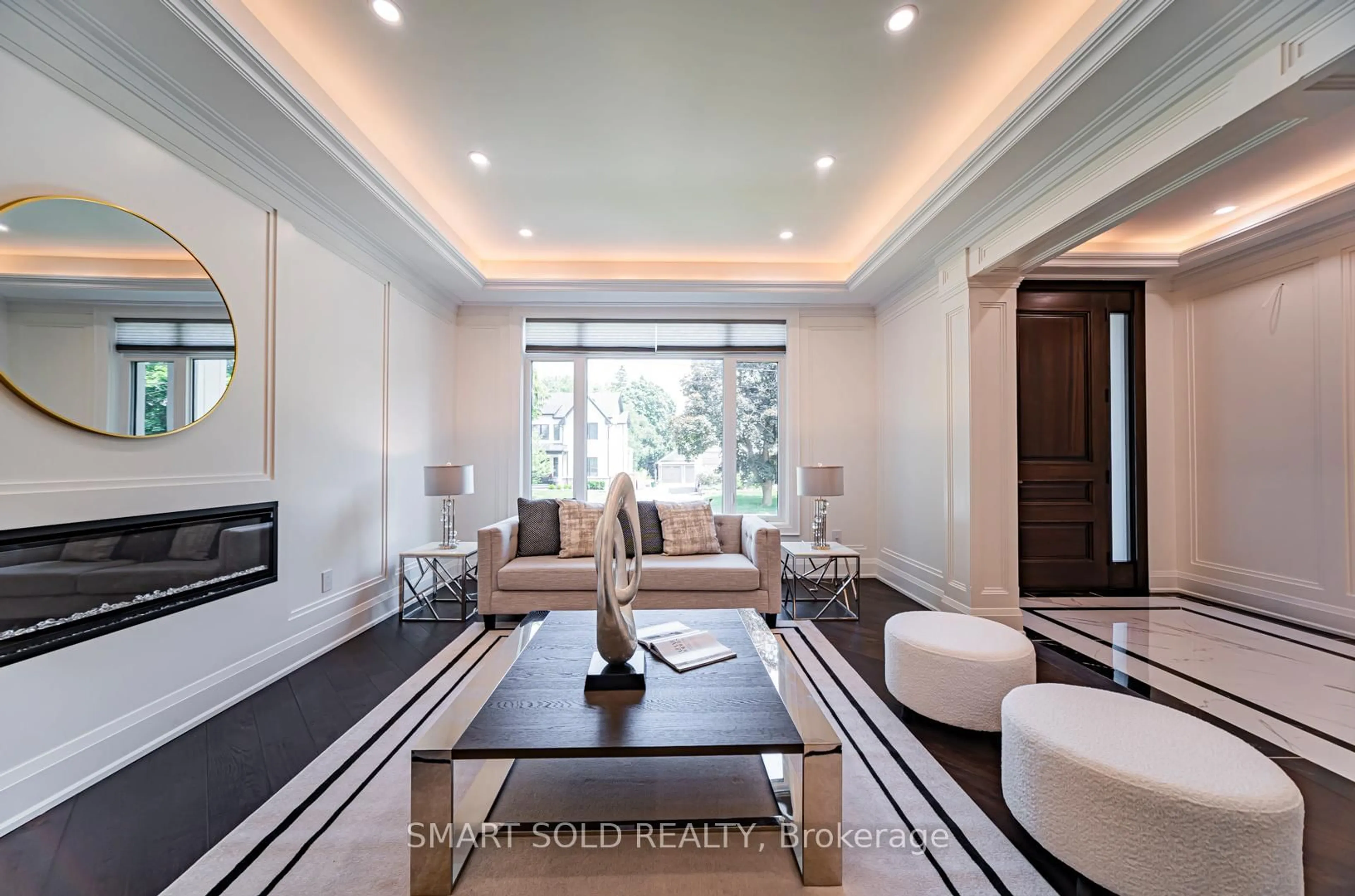 Living room with furniture, unknown for 92 Lloyd St, Whitchurch-Stouffville Ontario L4A 4J5