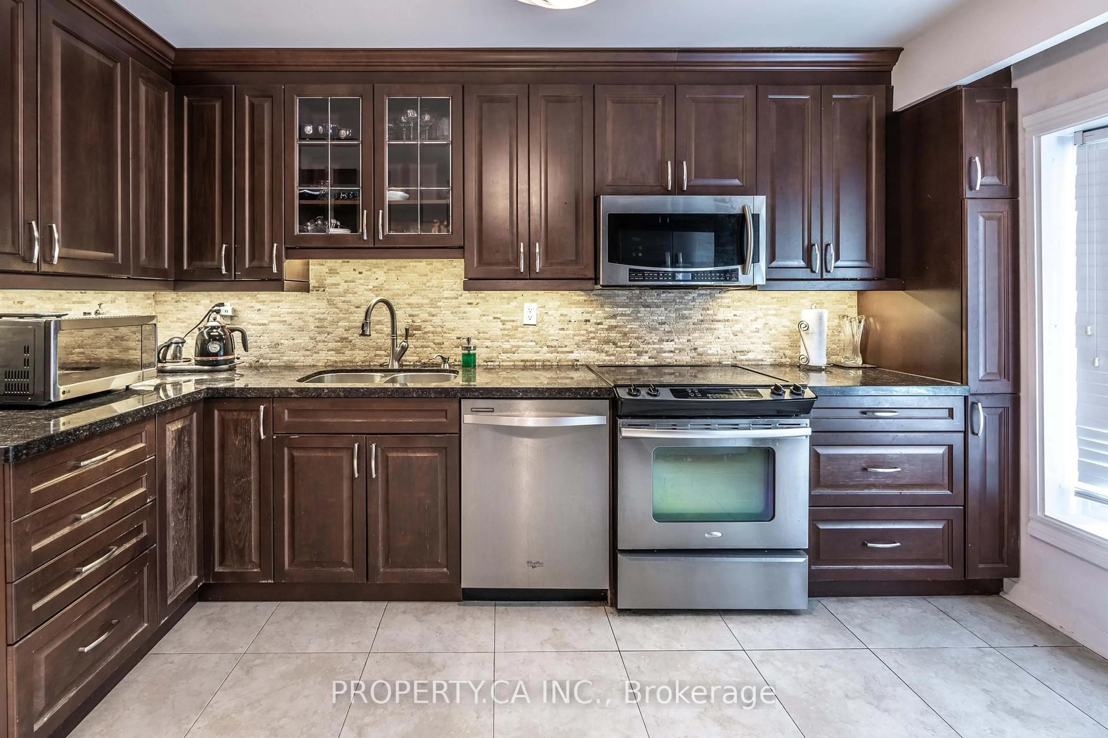 Unknown for 40 Castle Rock Dr #23, Richmond Hill Ontario L4C 5H5