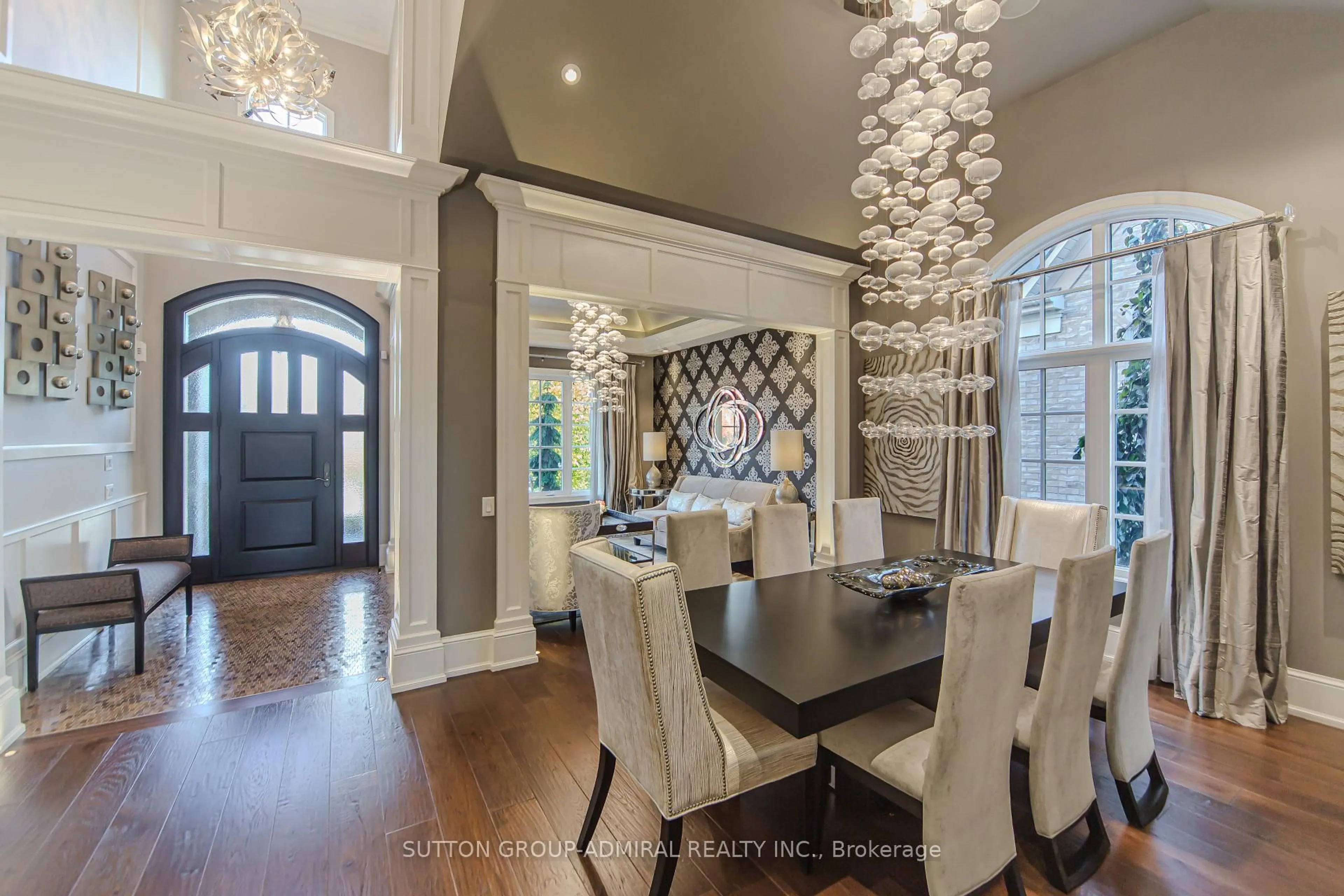 Dining room, unknown for 16 Bluff Tr, King Ontario L7B 0A2