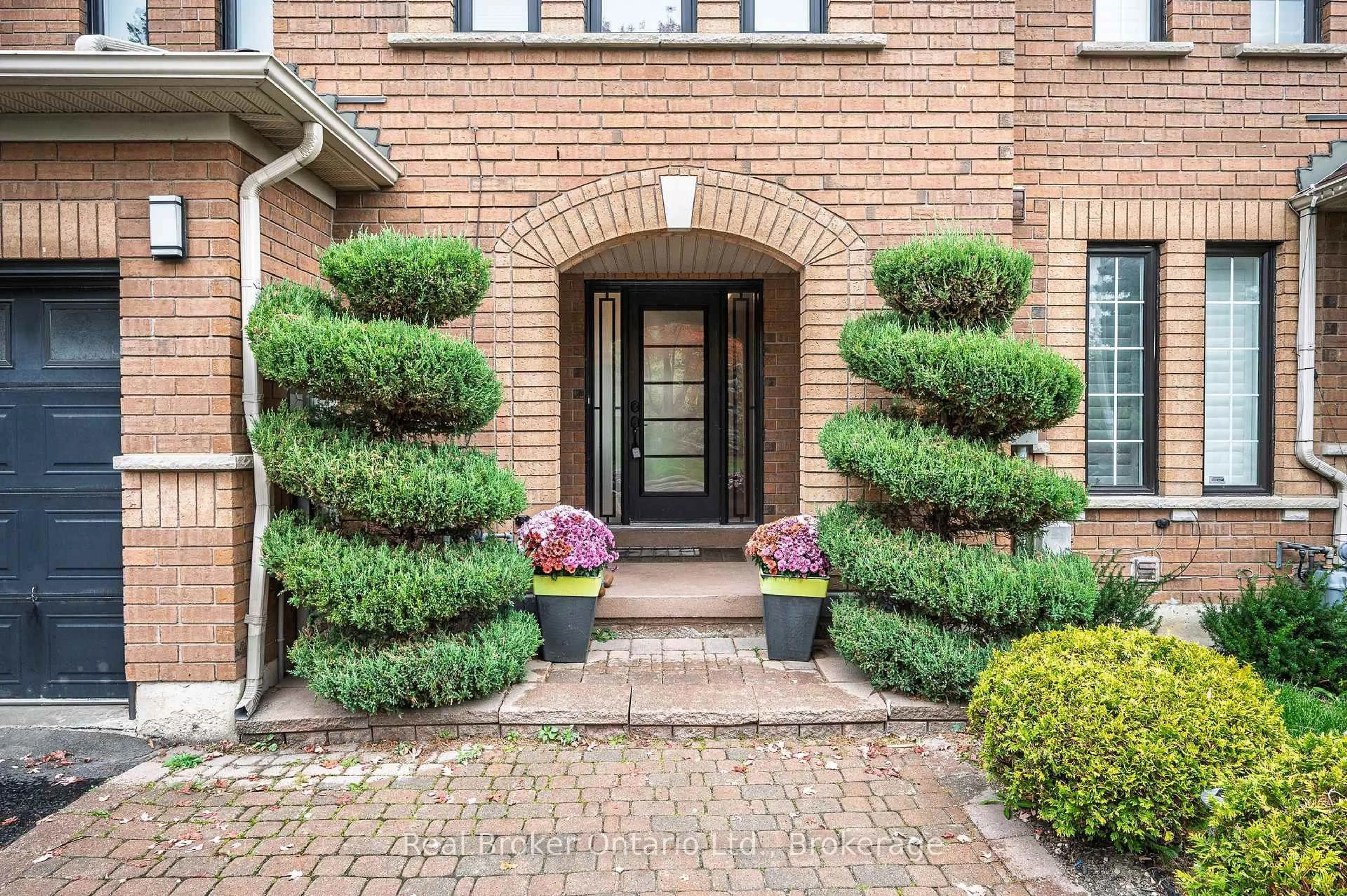 Home with brick exterior material, street for 248 Hawkview Blvd, Vaughan Ontario L4H 2G6