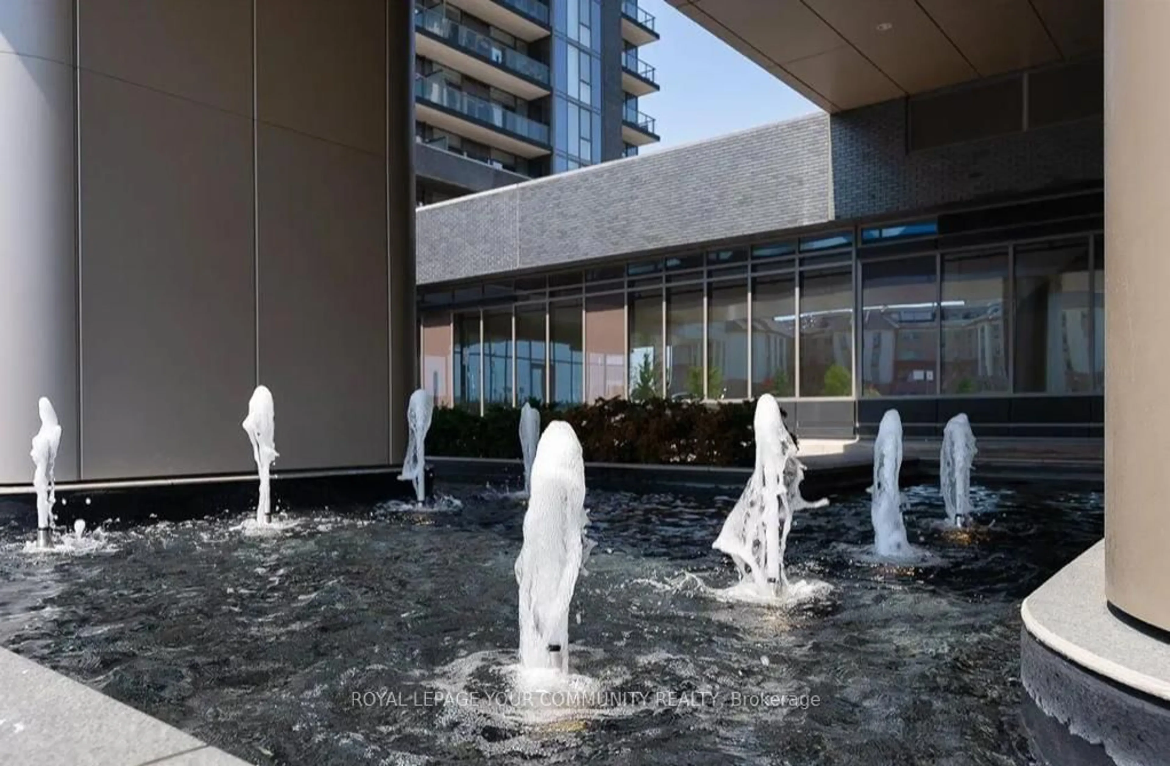 Lobby for 20 Gatineau Dr #404, Vaughan Ontario L4J 0L3