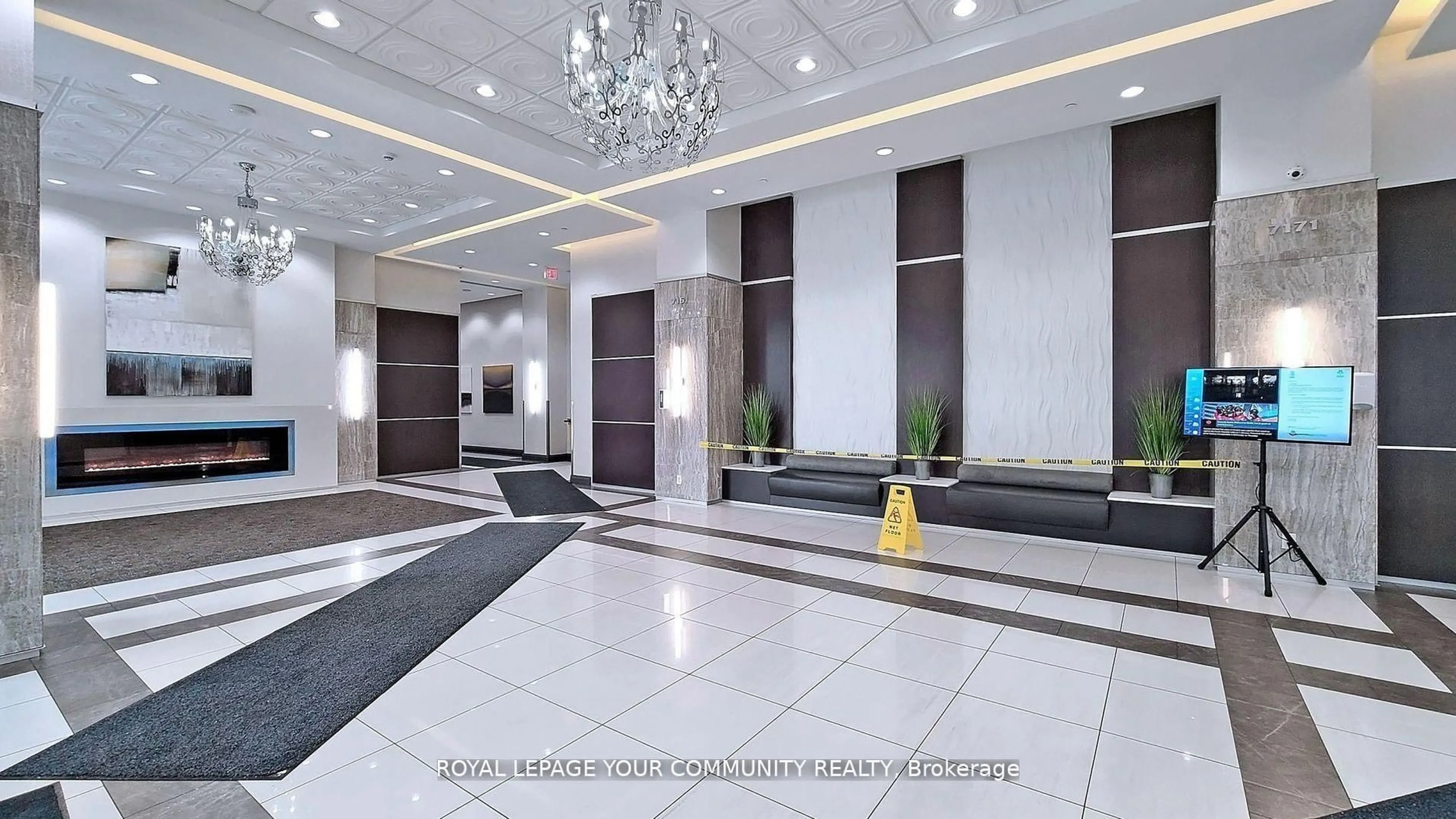 Lobby for 7171 Yonge St #1403, Markham Ontario L3T 0C5