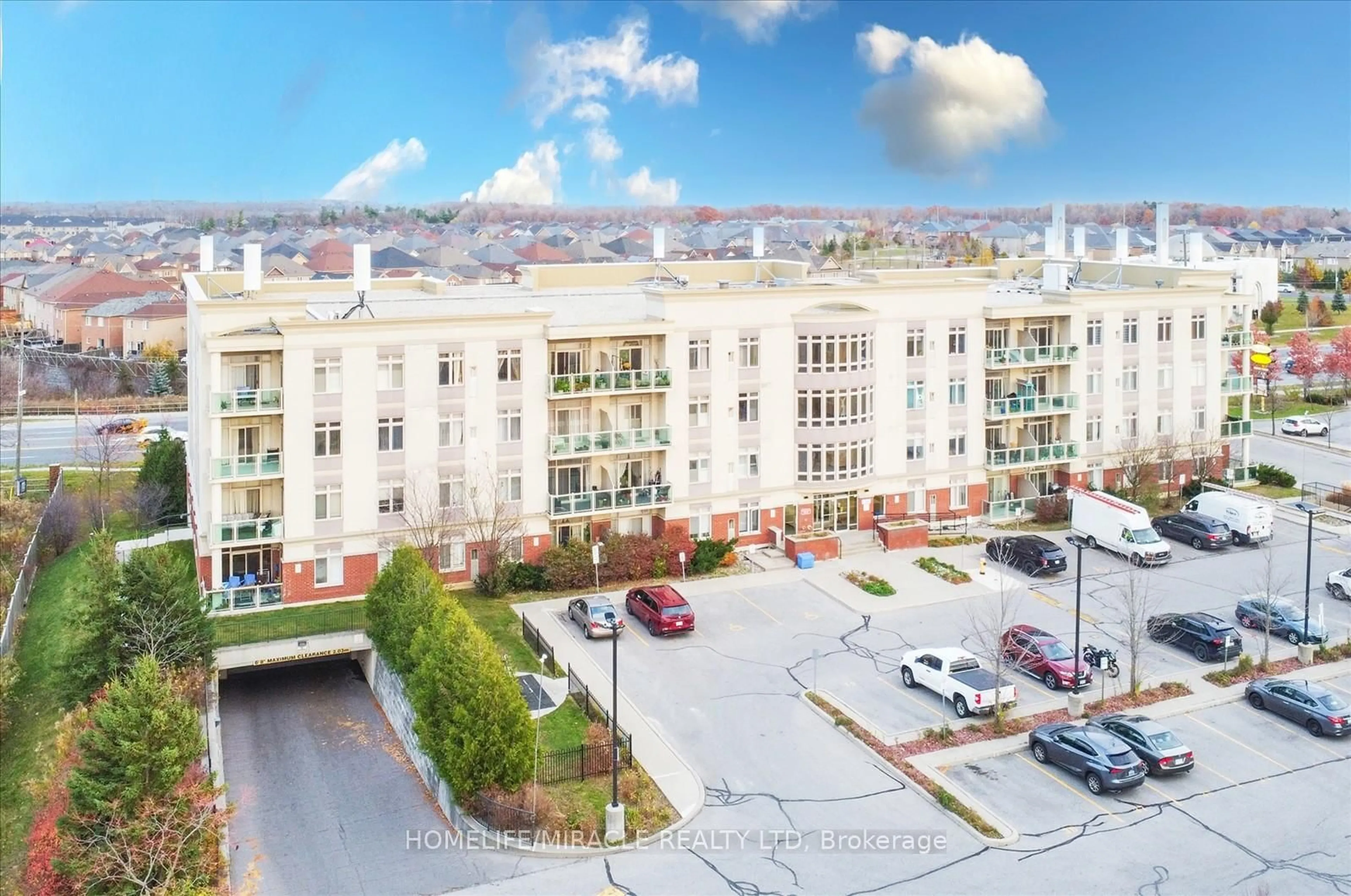 A pic from outside/outdoor area/front of a property/back of a property/a pic from drone, city buildings view from balcony for 7340 Markham Rd #106, Markham Ontario L3S 0B1