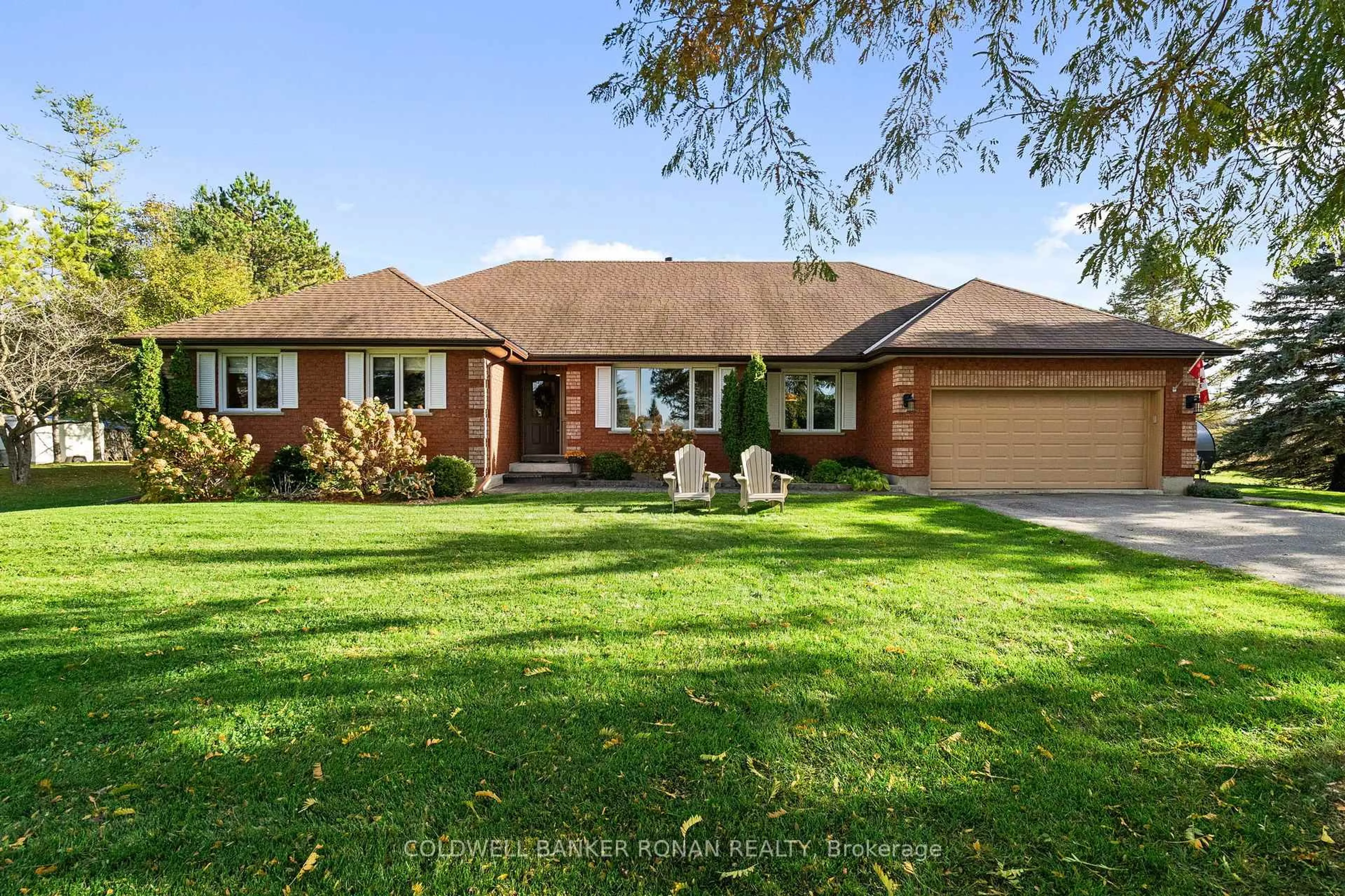 Home with brick exterior material, street for 9 McCague Crt, New Tecumseth Ontario L0G 1W0