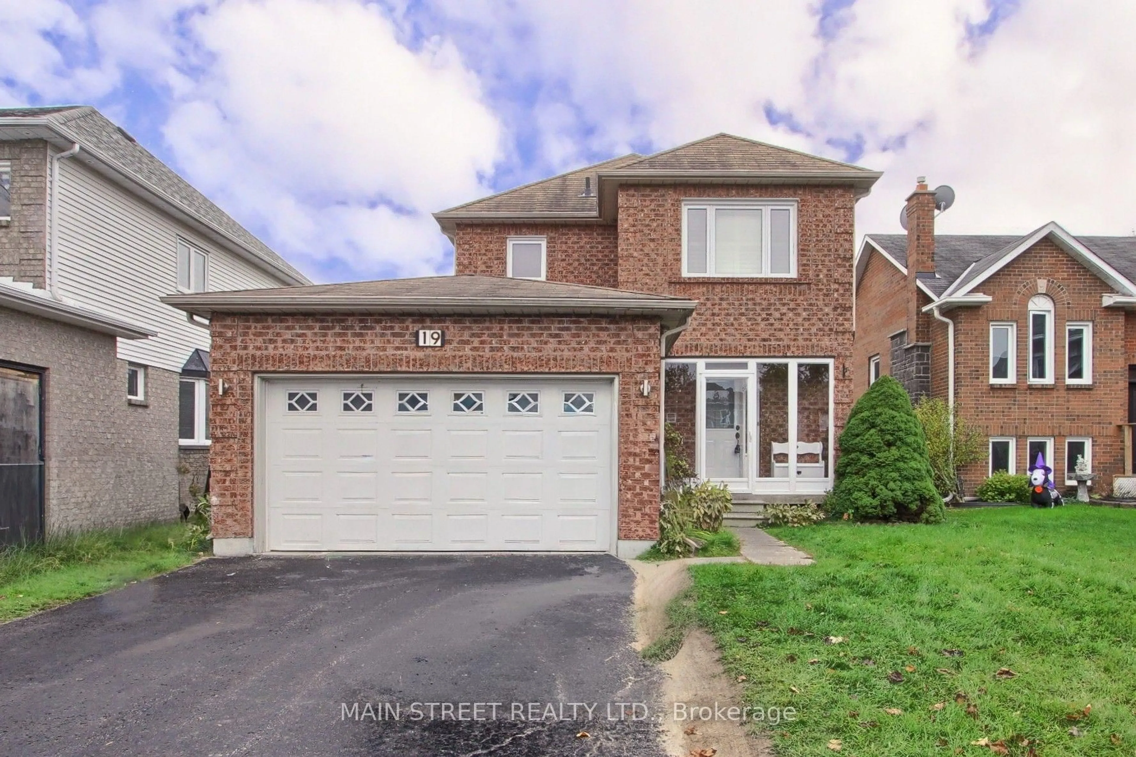 Home with brick exterior material, street for 19 Natanya Blvd, Georgina Ontario L4P 3R6