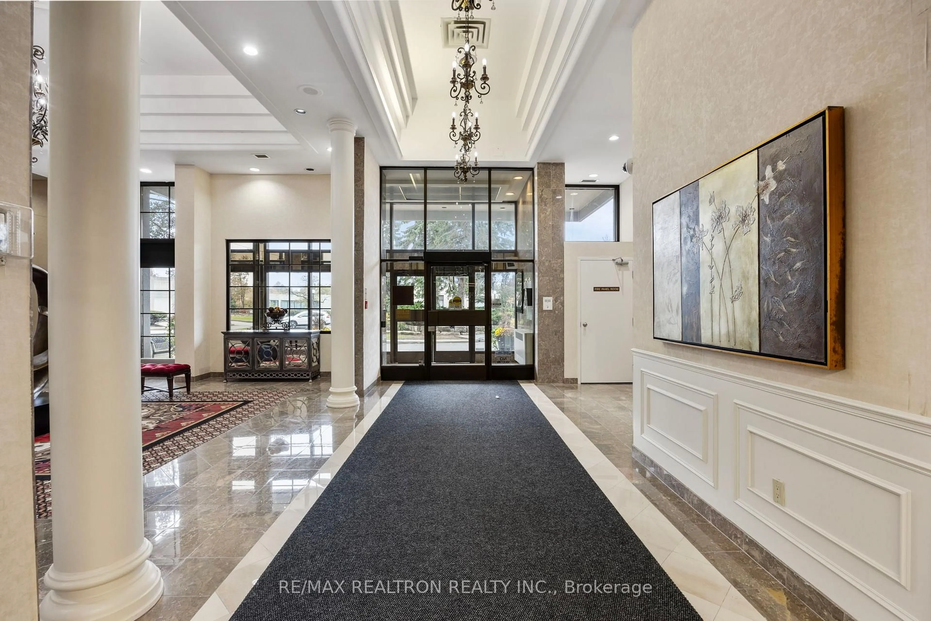 Lobby for 333 Clark Ave ##316, Vaughan Ontario L4J 7K4