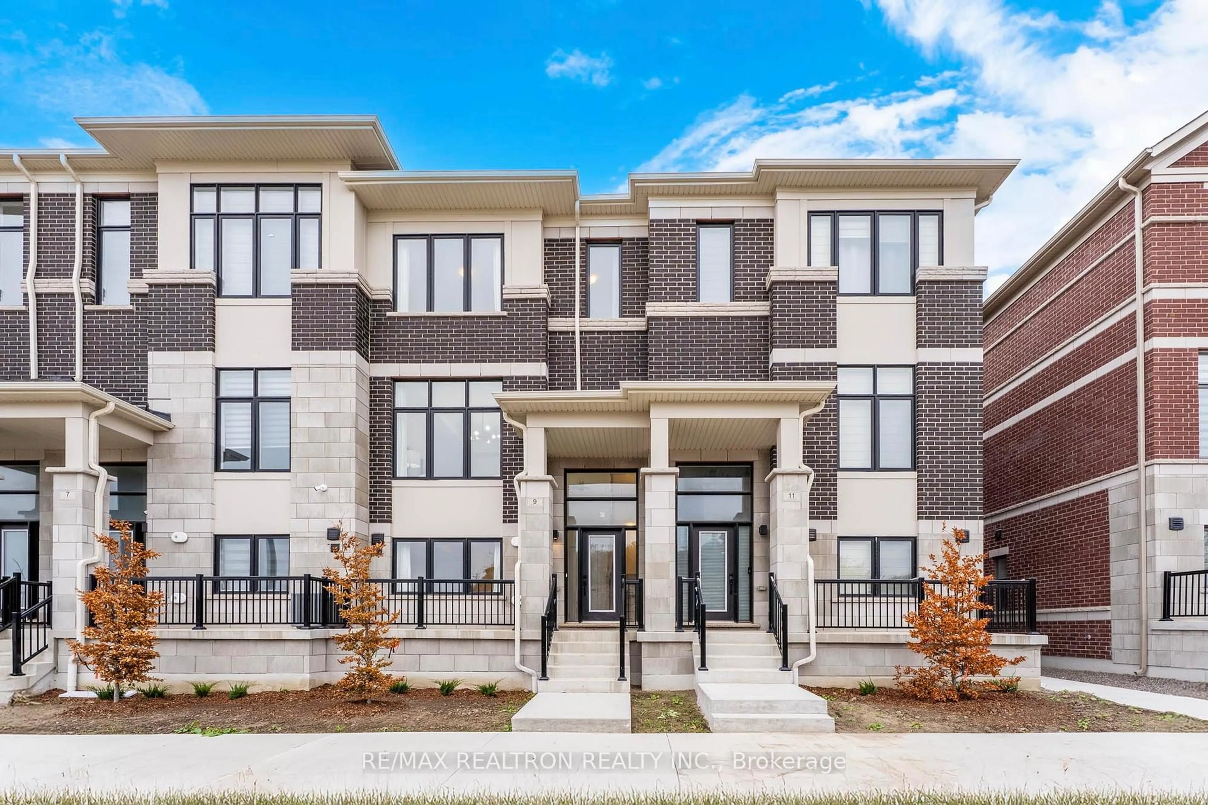 Home with brick exterior material, street for 9 Onigam Lane, Richmond Hill Ontario L4S 0P9