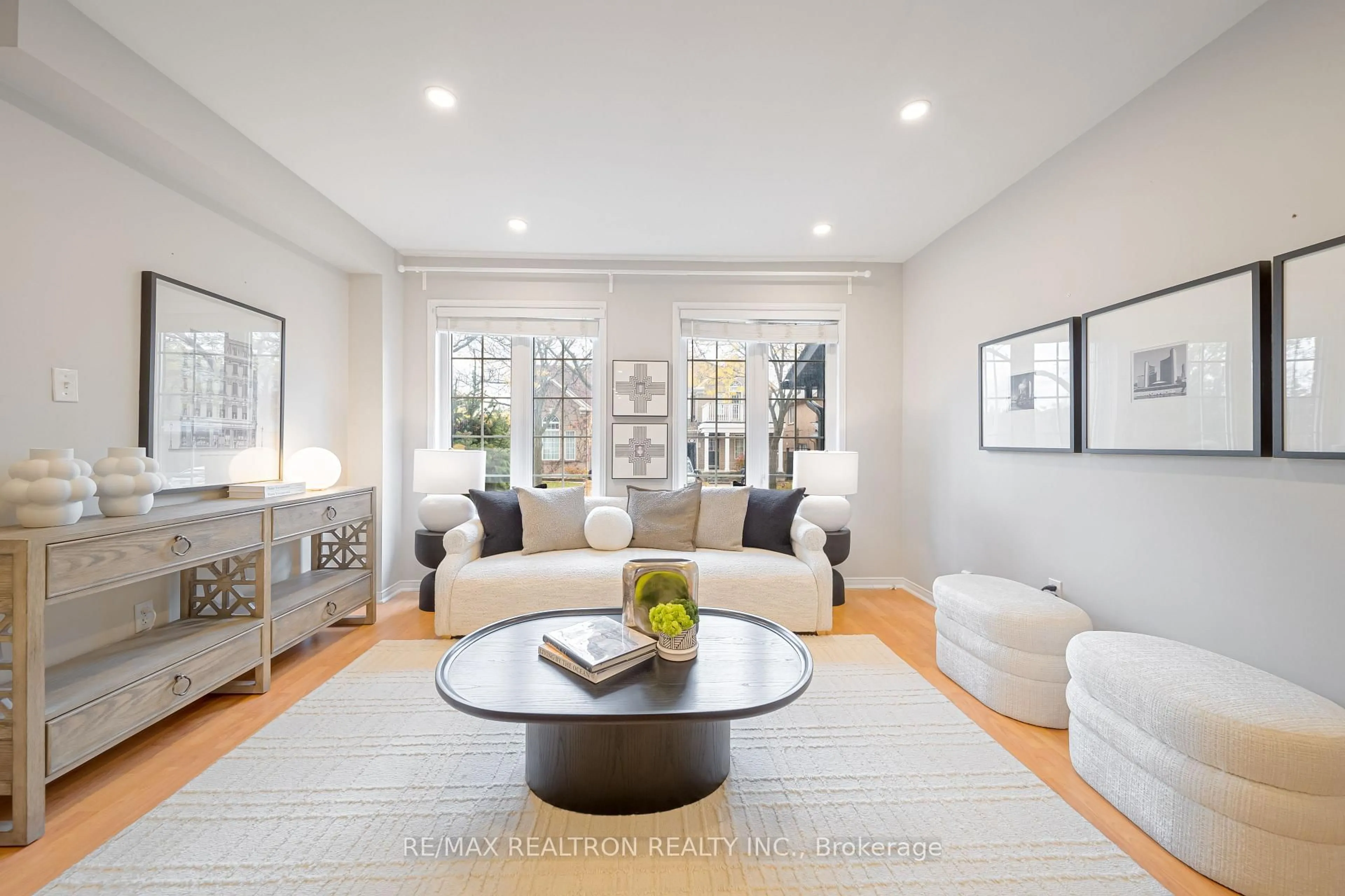 Living room with furniture, unknown for 195 Equator Cres, Vaughan Ontario L6A 2Y2