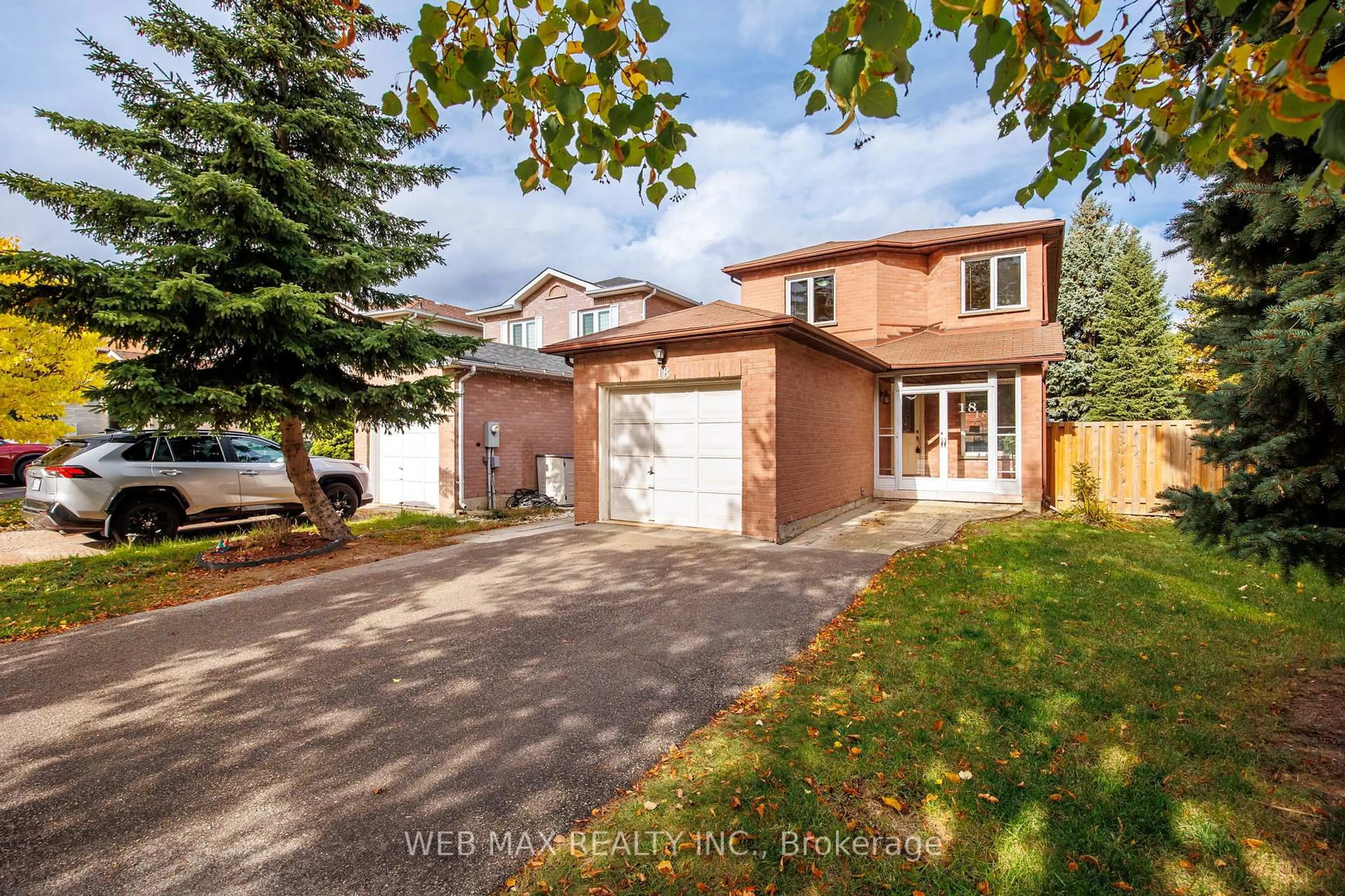 Unknown for 18 Samantha Circ, Richmond Hill Ontario L4B 2R7