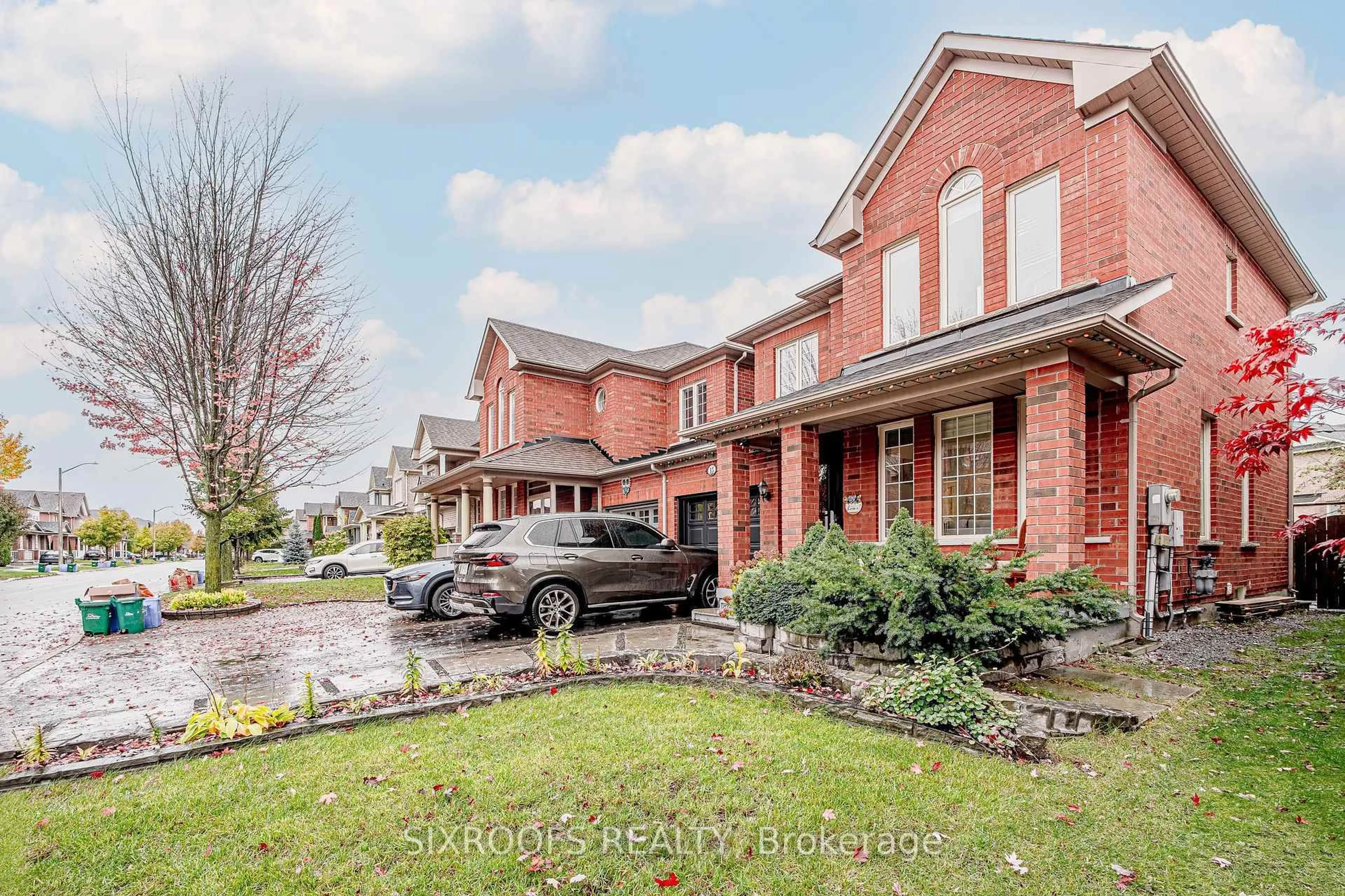Home with brick exterior material, street for 15 Longwood Ave, Richmond Hill Ontario L4E 4B1