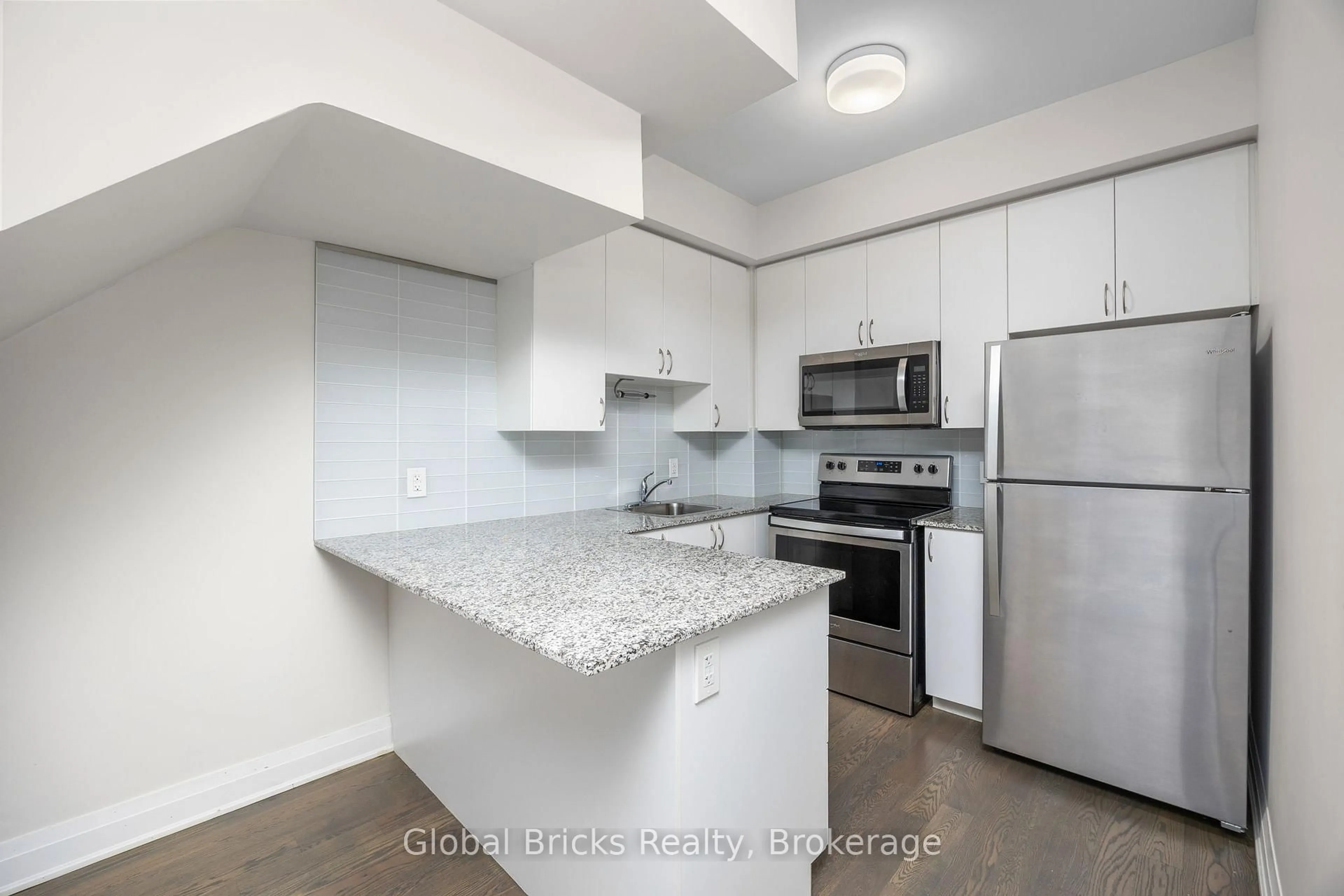 Standard kitchen, unknown for 5309 Highway 7 #A102, Vaughan Ontario L4L 1T3
