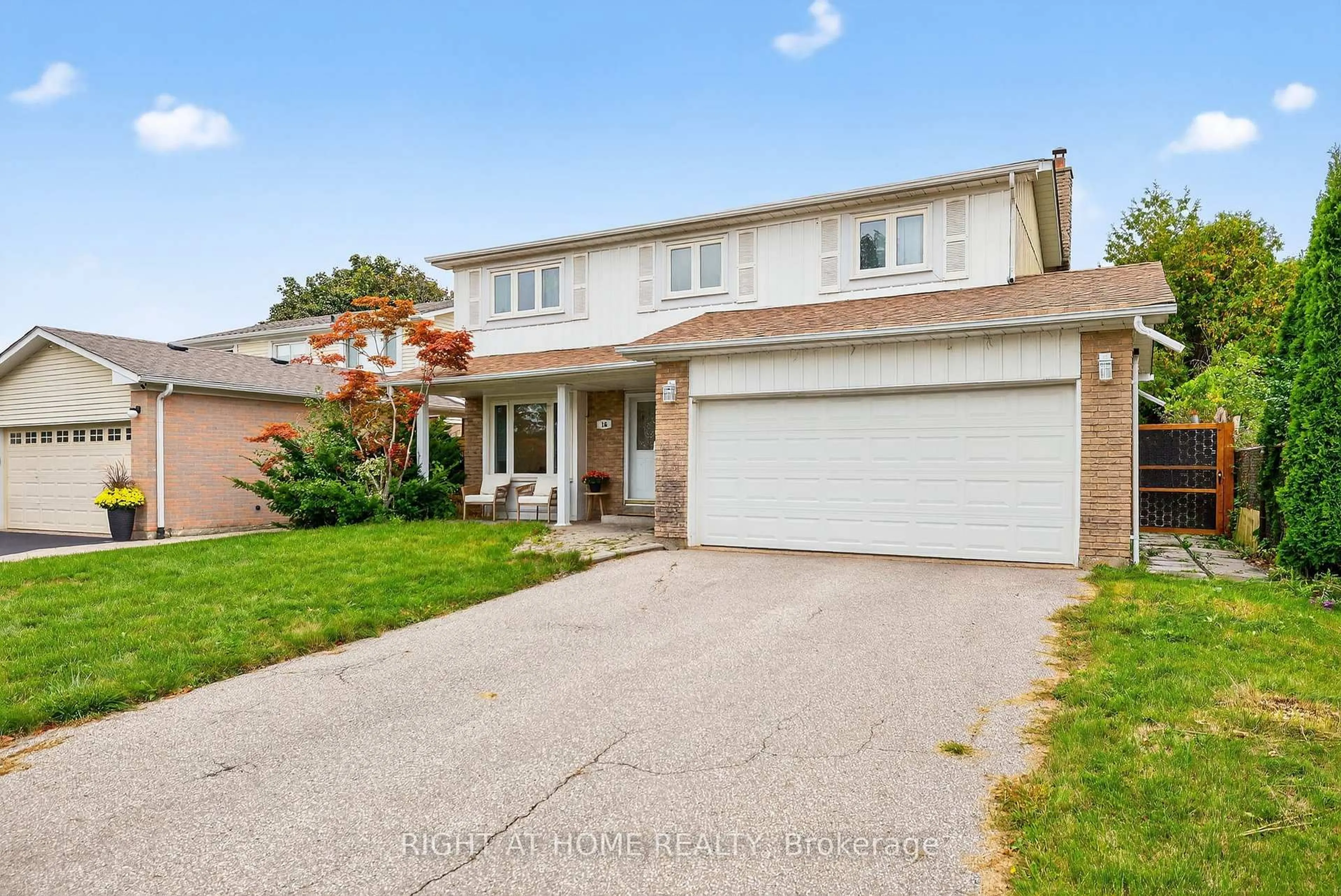Home with brick exterior material, street for 16 Mayvern Cres, Richmond Hill Ontario L4C 5J4