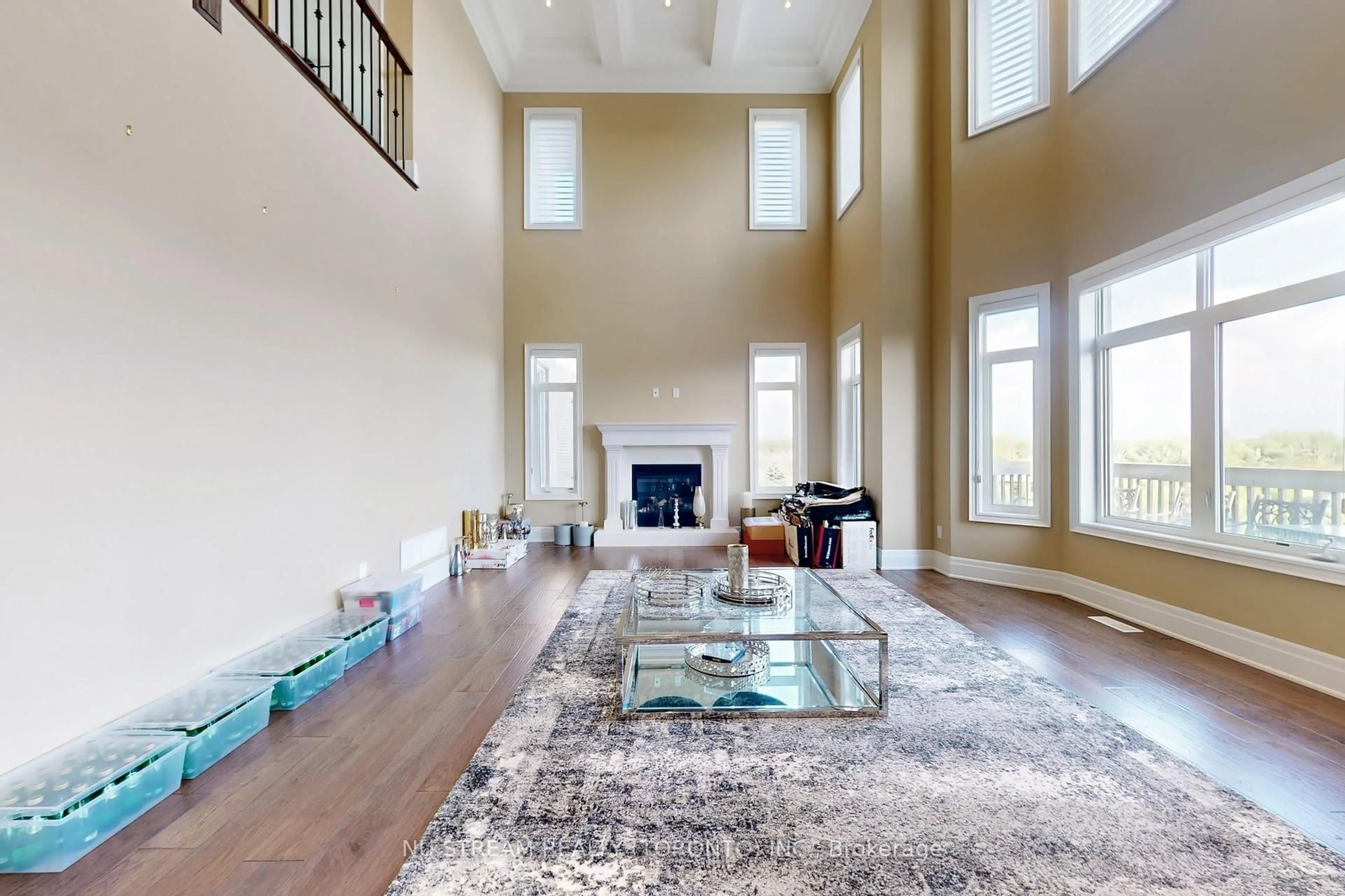 Unknown for 23 Finesse Crt, Richmond Hill Ontario L4E 0W7