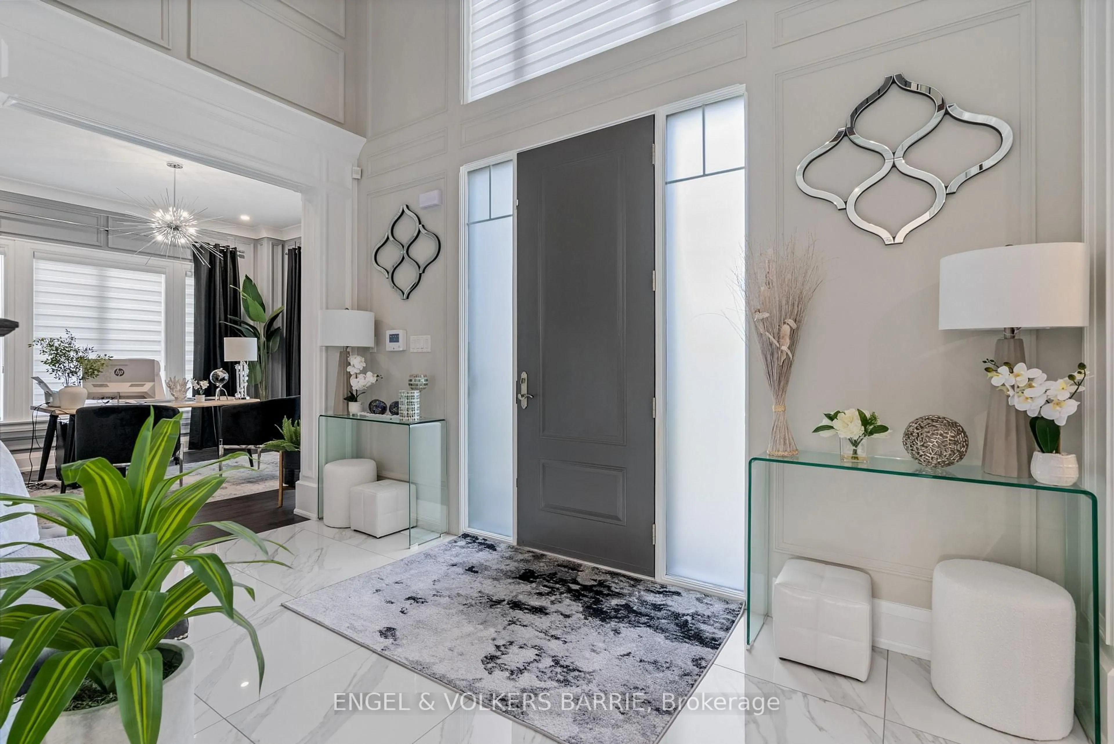 Indoor entryway for 39 Mckeown St, Essa Ontario L0L 2N0