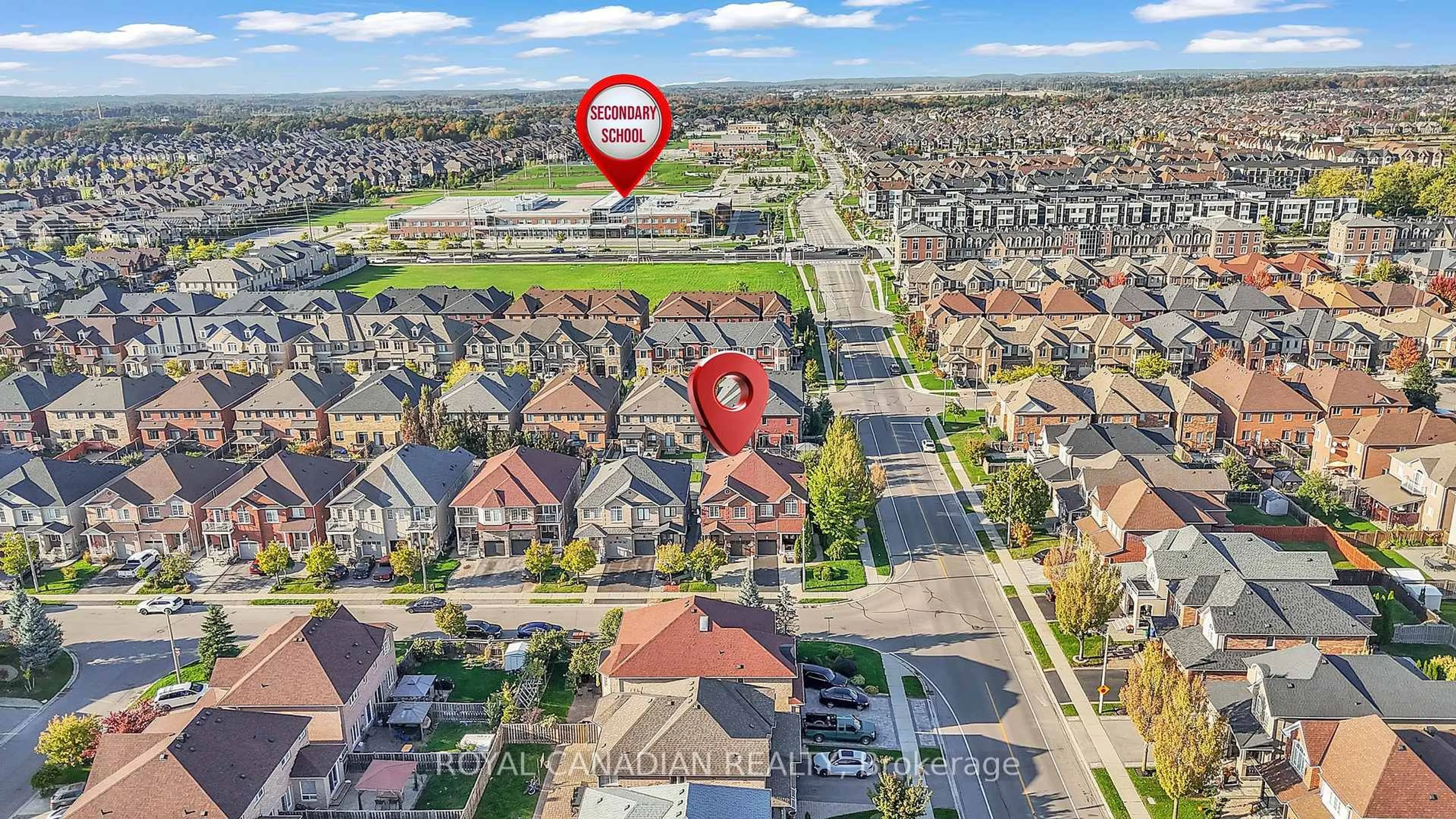 A pic from outside/outdoor area/front of a property/back of a property/a pic from drone, street for 6 Mediterra Dr, Vaughan Ontario L4H 3B6