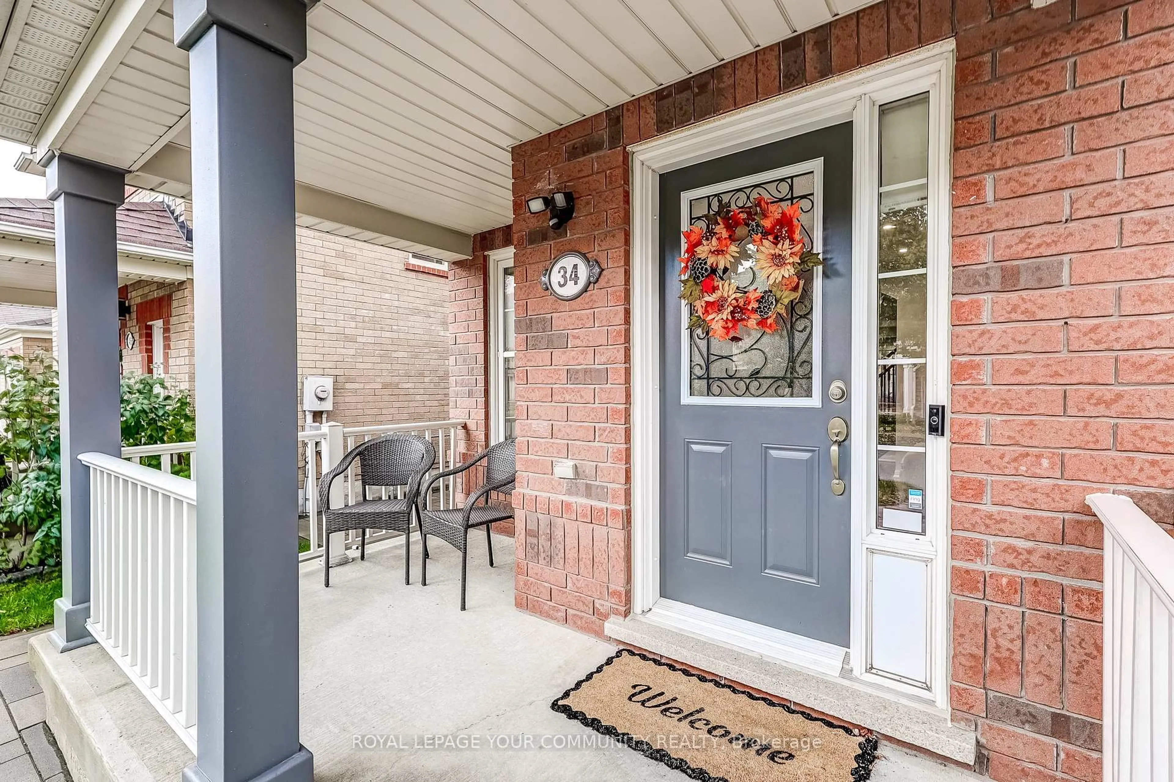 Indoor entryway for 34 Miltrose Cres, Whitchurch-Stouffville Ontario L4A 0P8