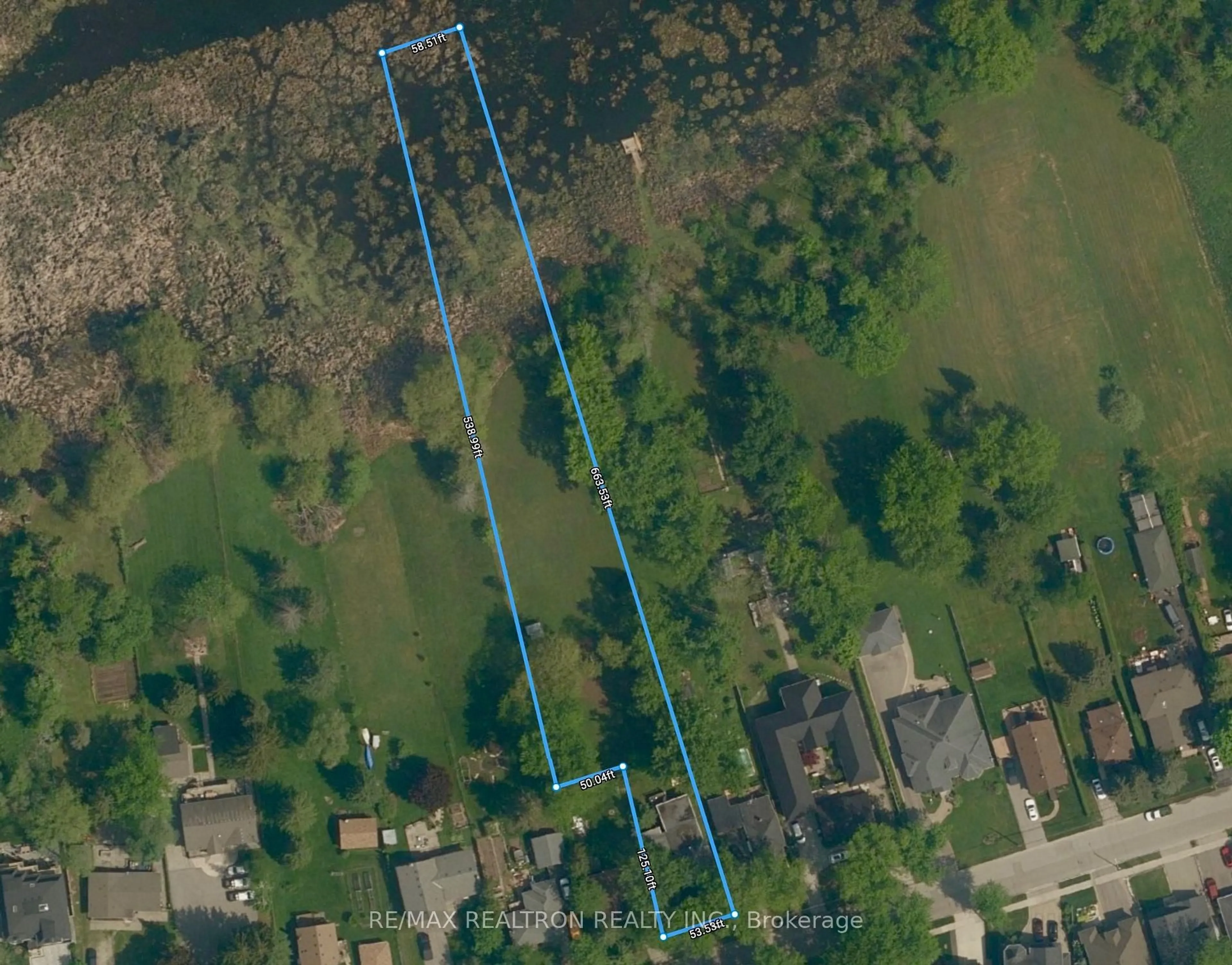 A pic from outside/outdoor area/front of a property/back of a property/a pic from drone, water/lake/river/ocean view for 26 Douglas Rd, Richmond Hill Ontario L4E 3G9