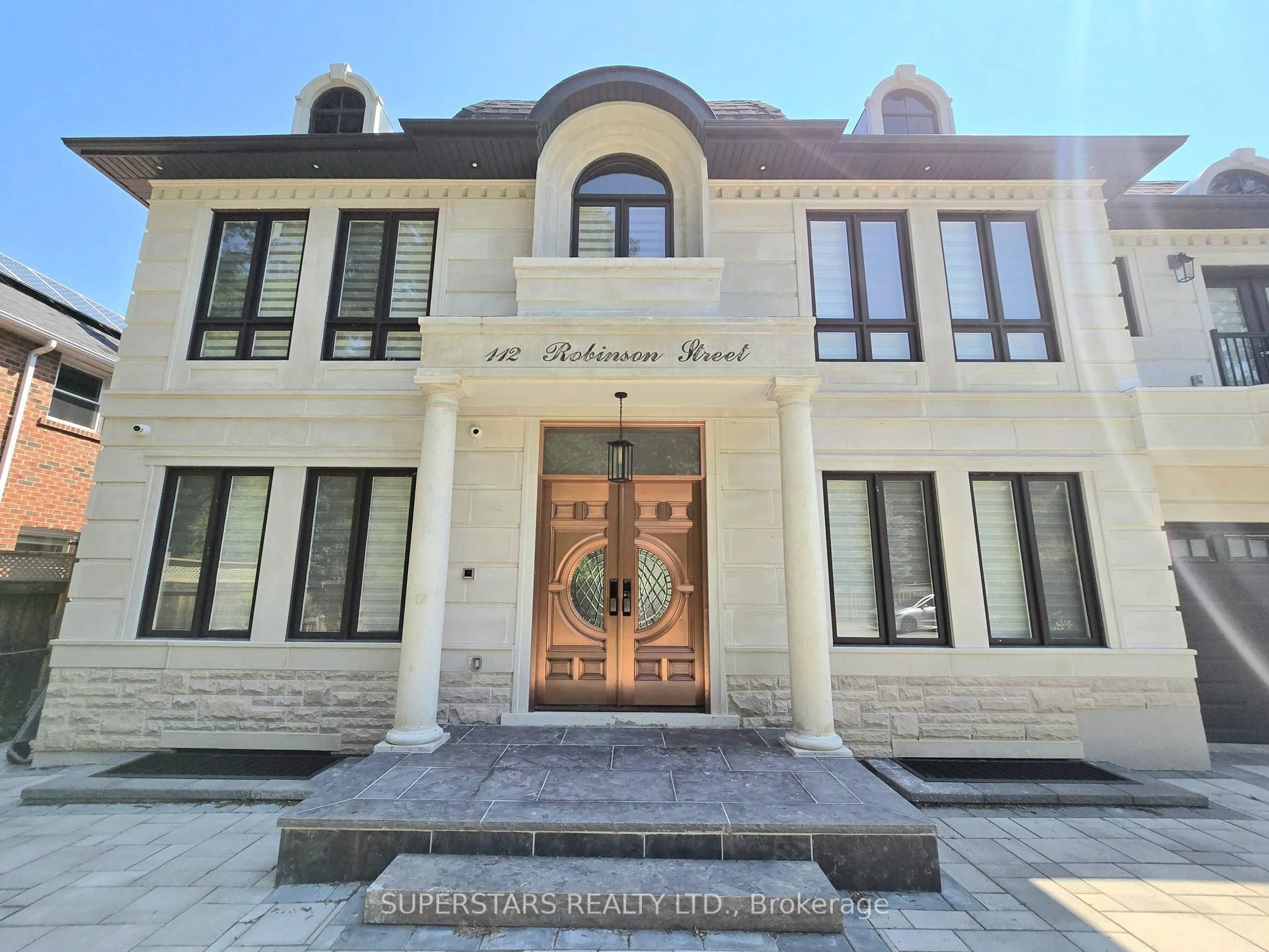 Unknown for 112 Robinson St, Markham Ontario L3P 1P1