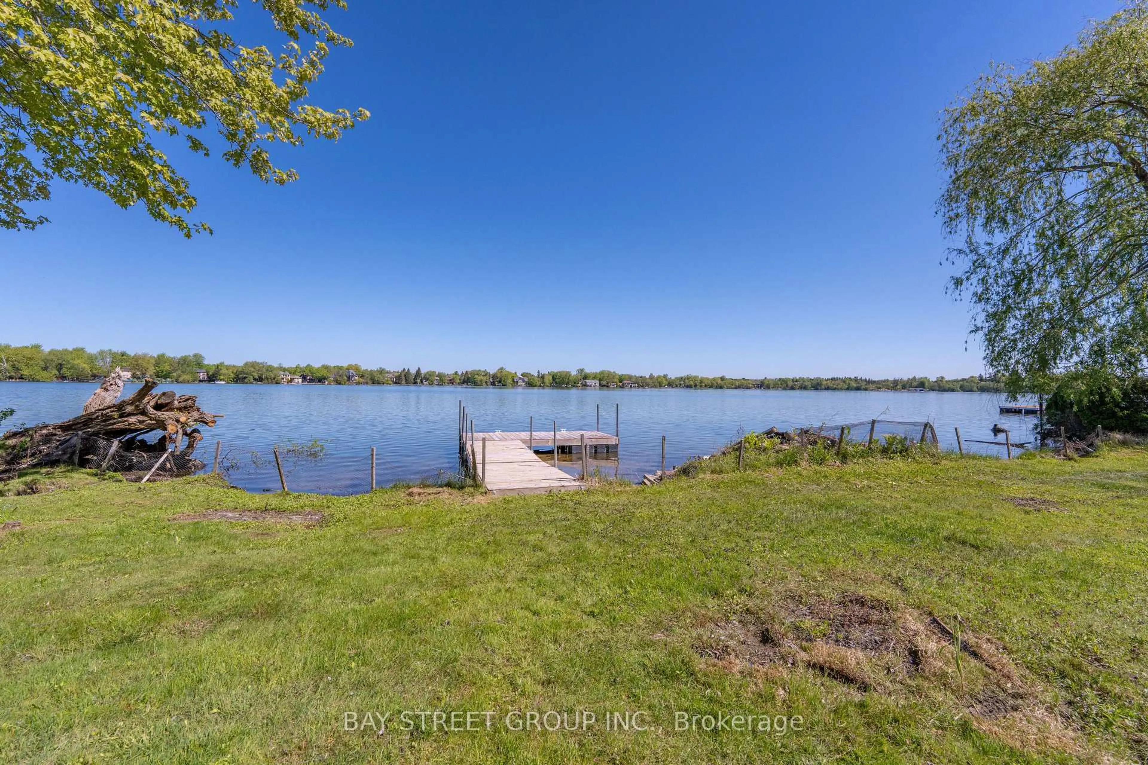 A pic from outside/outdoor area/front of a property/back of a property/a pic from drone, water/lake/river/ocean view for 442 Sunset Beach Rd, Richmond Hill Ontario L4E 3J2