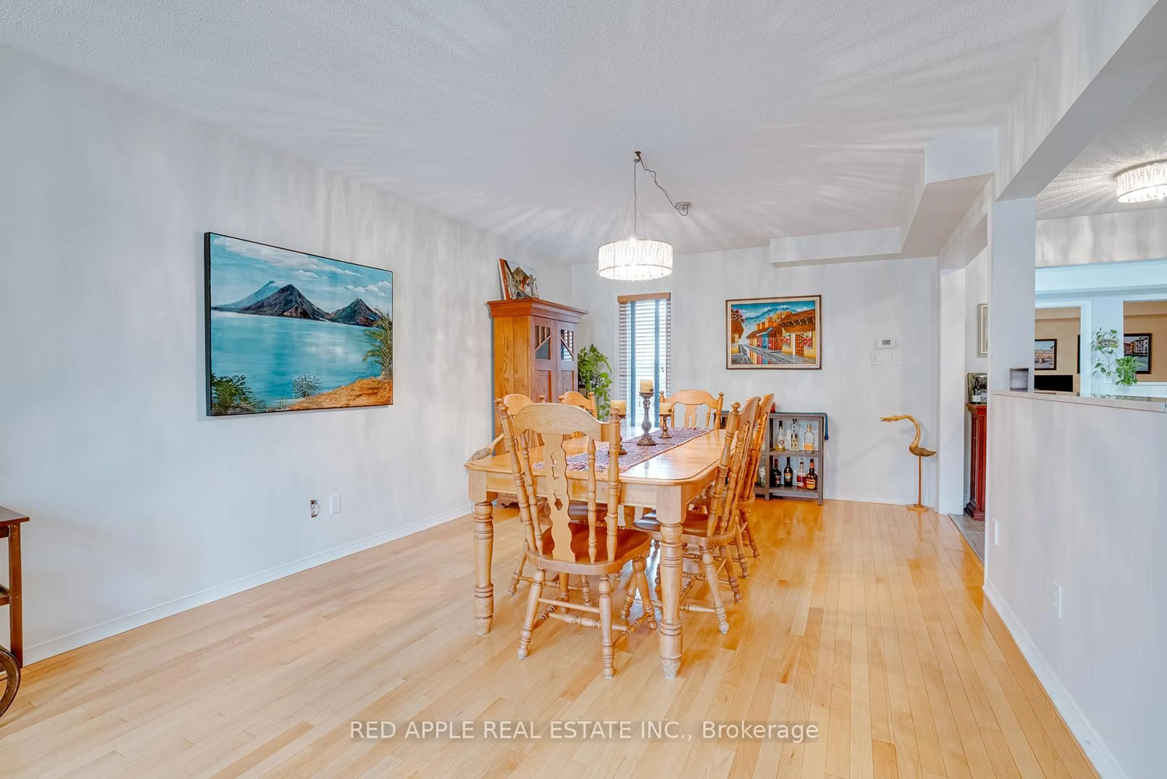 Dining room, unknown for 60 Snedden Ave, Aurora Ontario L4G 7K6