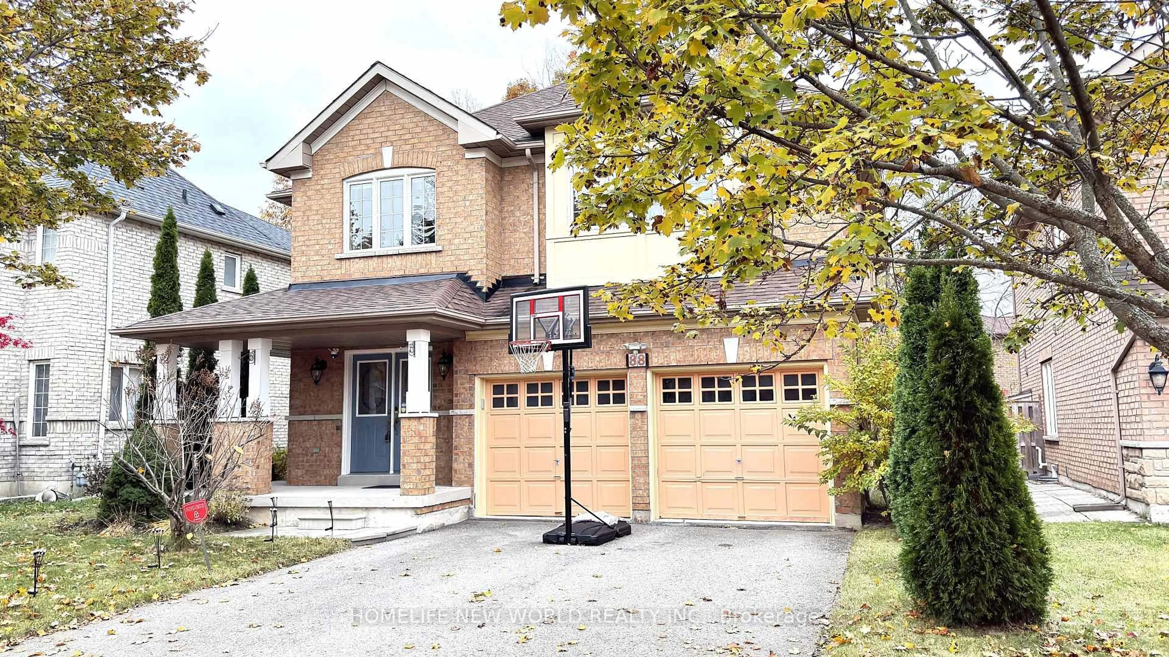 Home with brick exterior material, street for 88 Gracedale Dr, Richmond Hill Ontario L4C 0S8