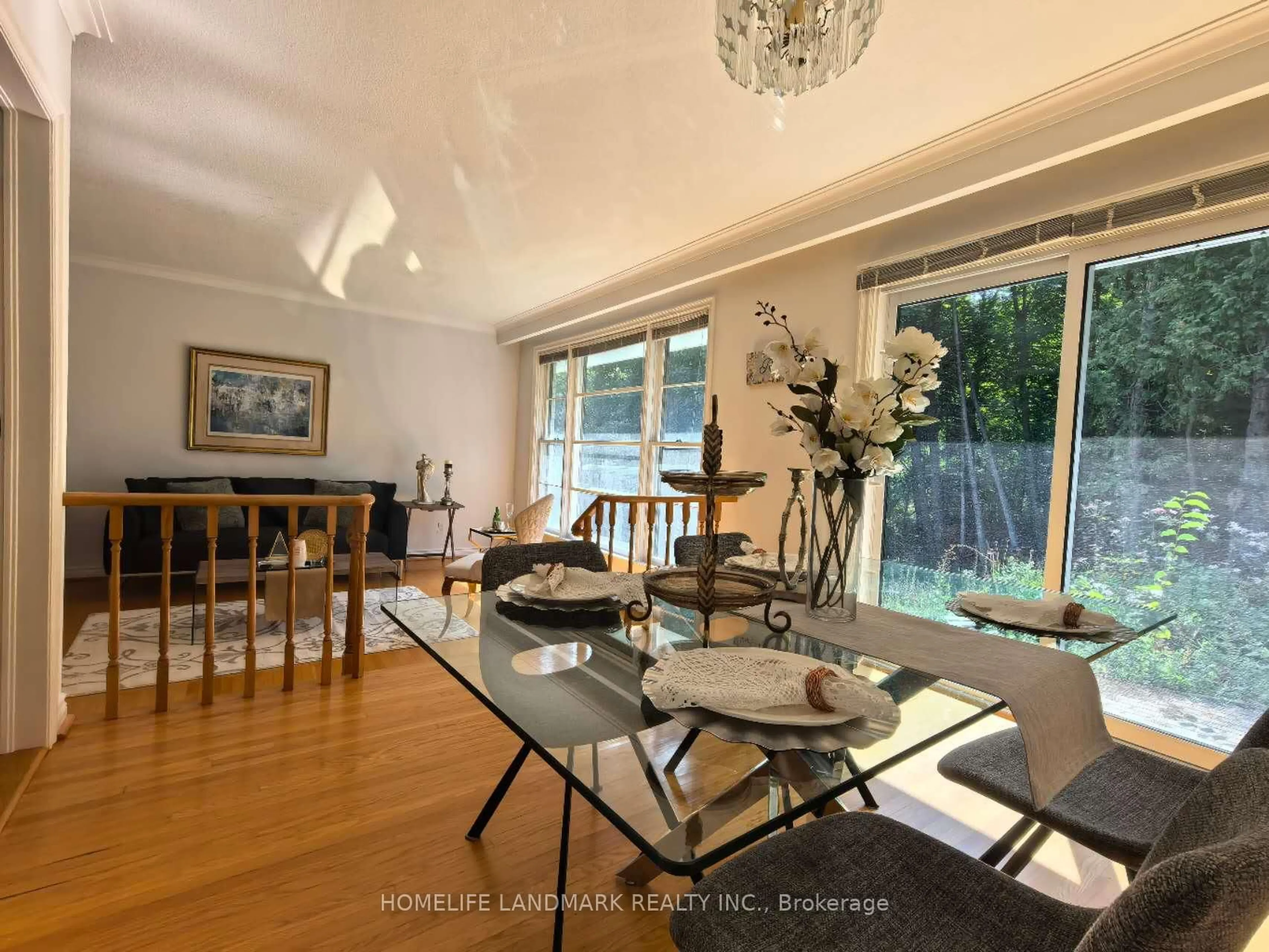 Dining room, wood/laminate floor for 11 Drakefield Rd, Markham Ontario L3P 1G6