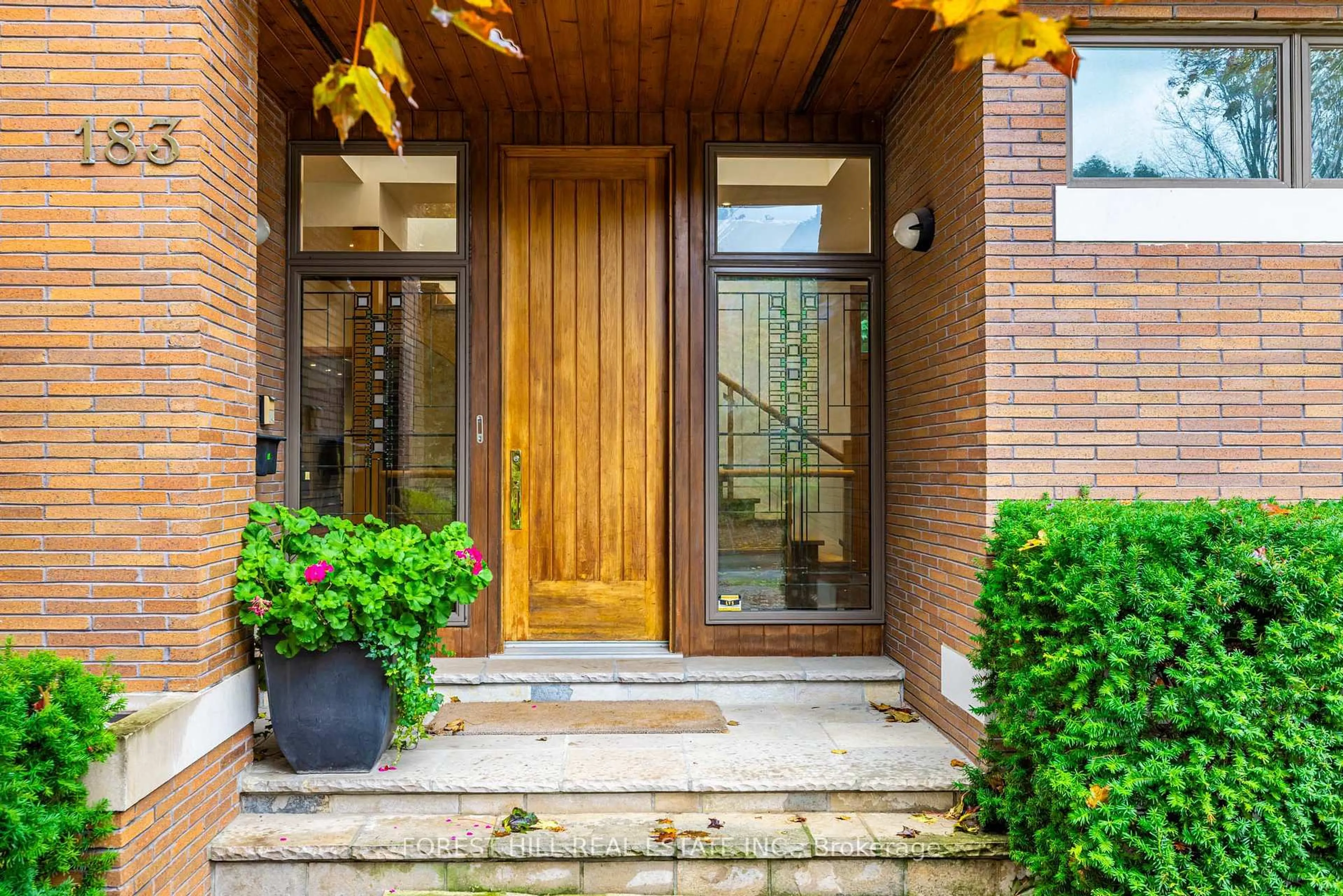 Unknown for 183 Arnold Ave, Vaughan Ontario L4J 1C1