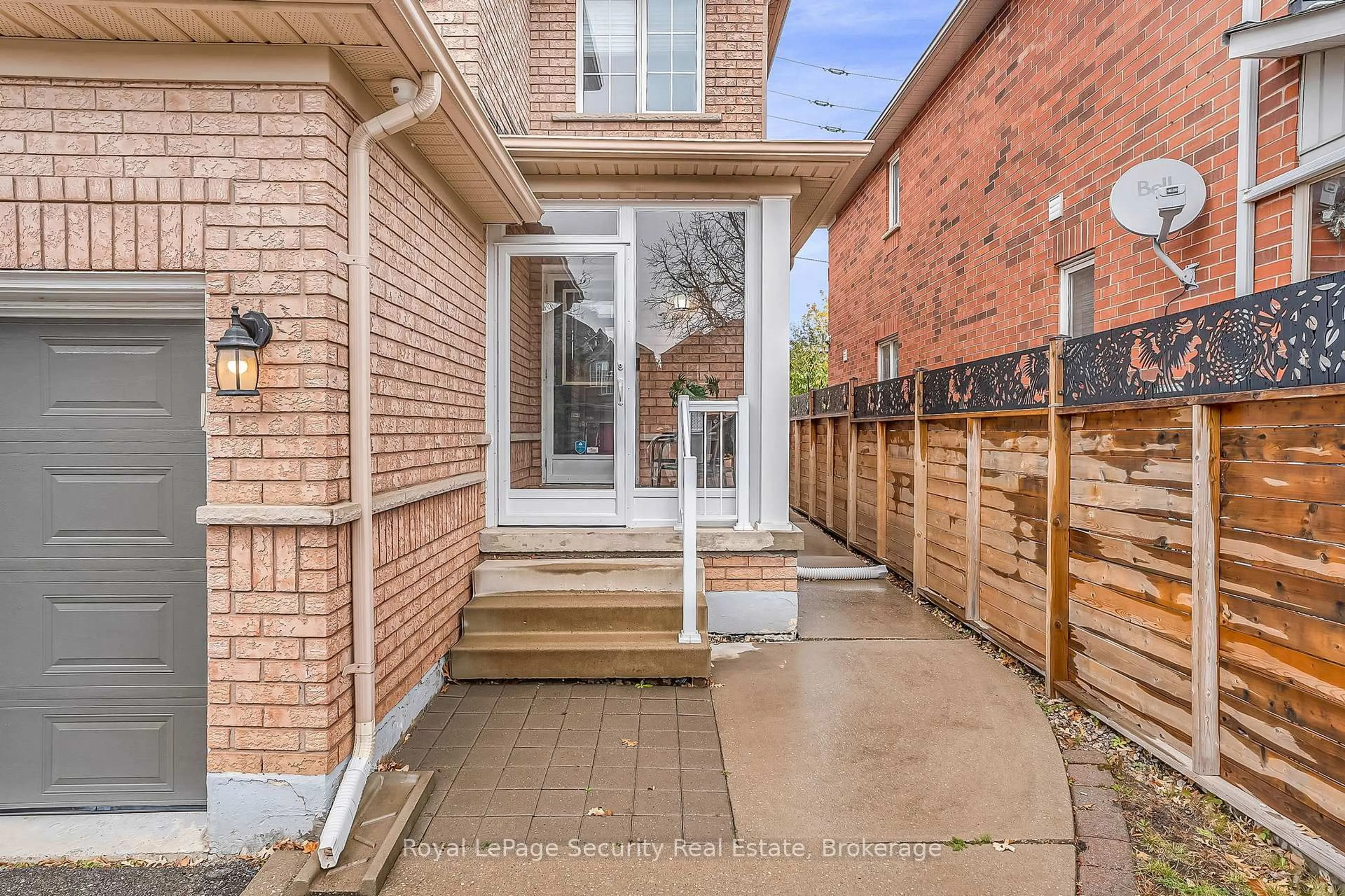 Home with brick exterior material, street for 150 Royal Appian Cres, Vaughan Ontario L4K 5L7