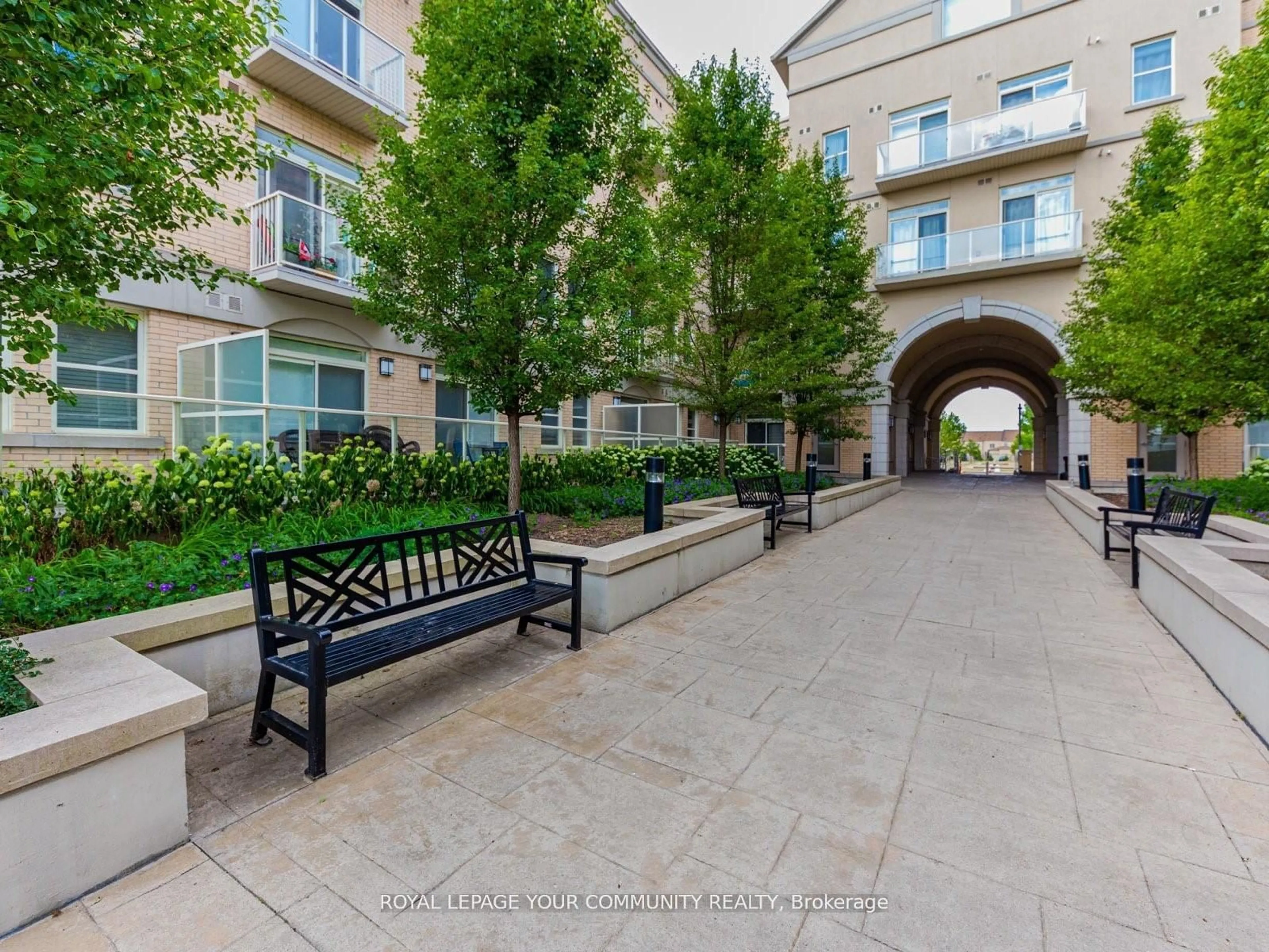 Patio, street for 28 Prince Regent St #321, Markham Ontario L6C 0V5