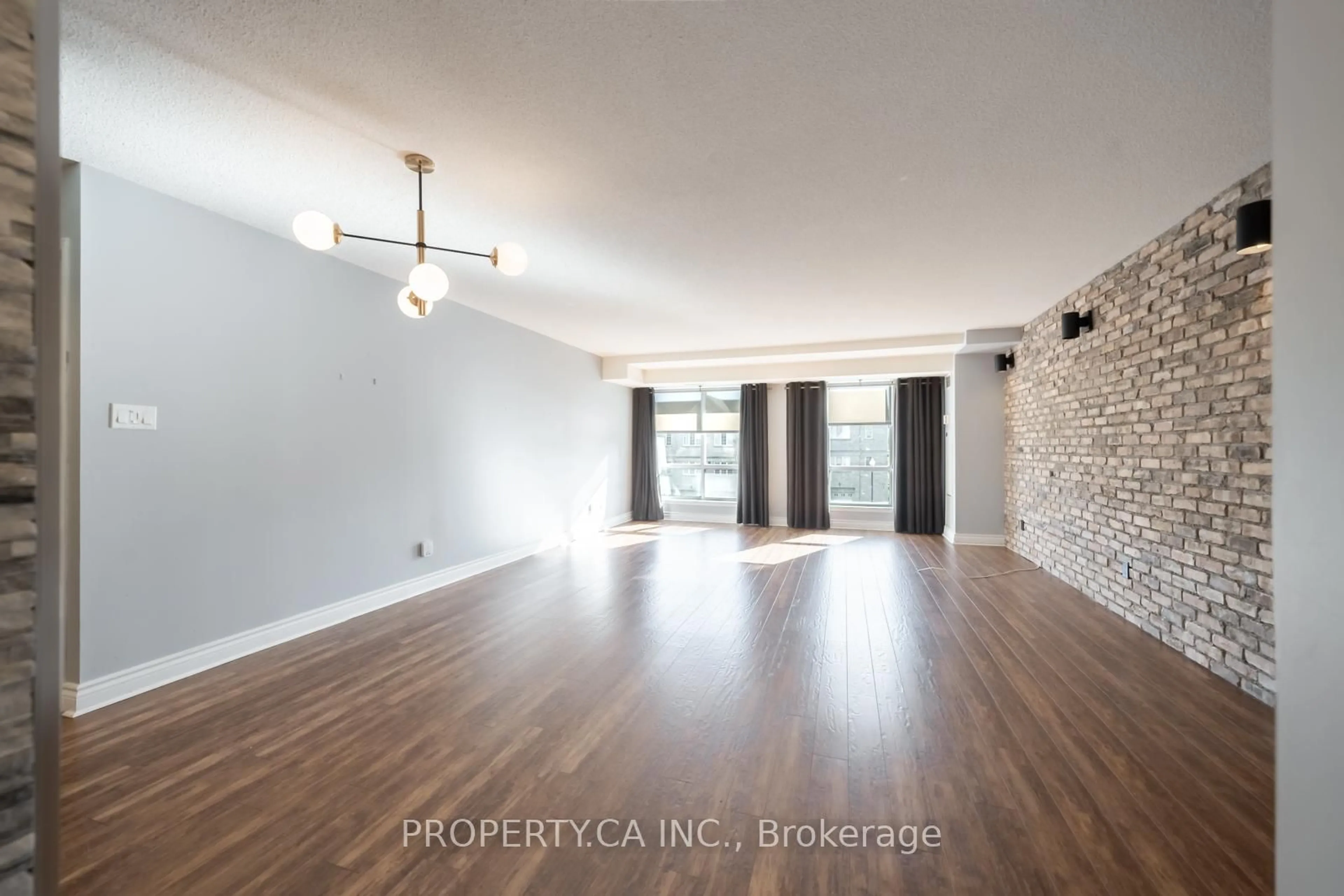 A pic of a room for 399 South Park Rd #303, Markham Ontario L3T 0B8