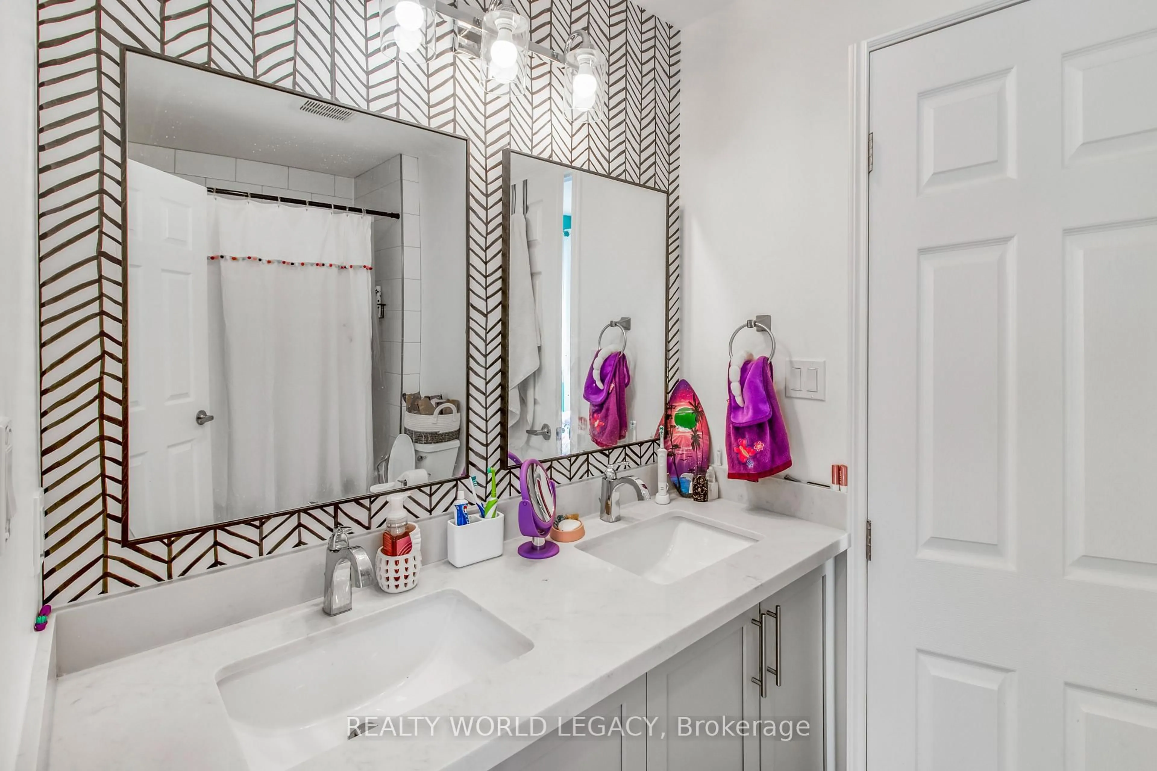 Contemporary bathroom, ceramic/tile floor for 25555 Maple Beach Rd, Brock Ontario L0K 1A0