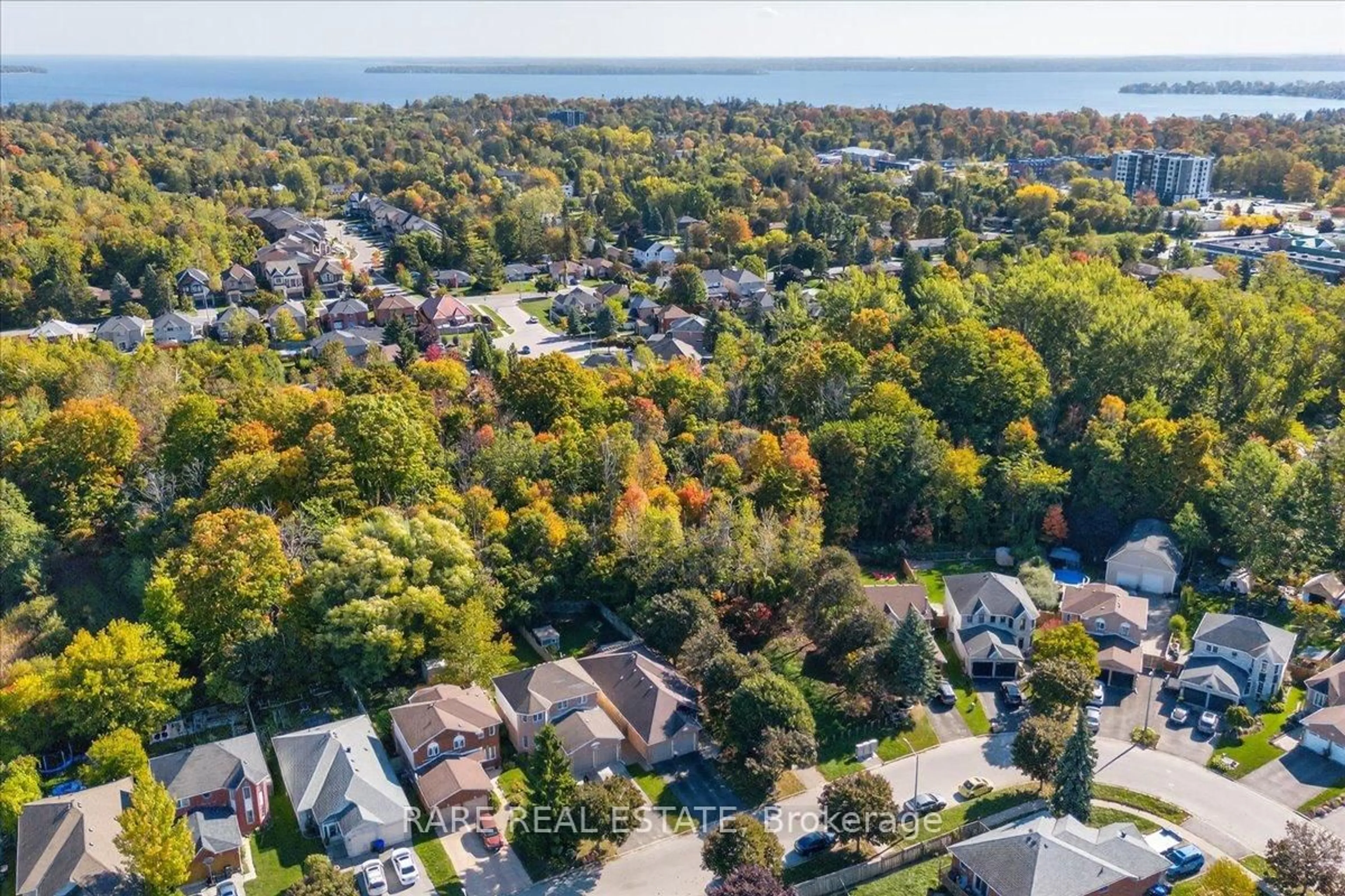 A pic from outside/outdoor area/front of a property/back of a property/a pic from drone, water/lake/river/ocean view for 1069 Corrie St, Innisfil Ontario L9S 1T7