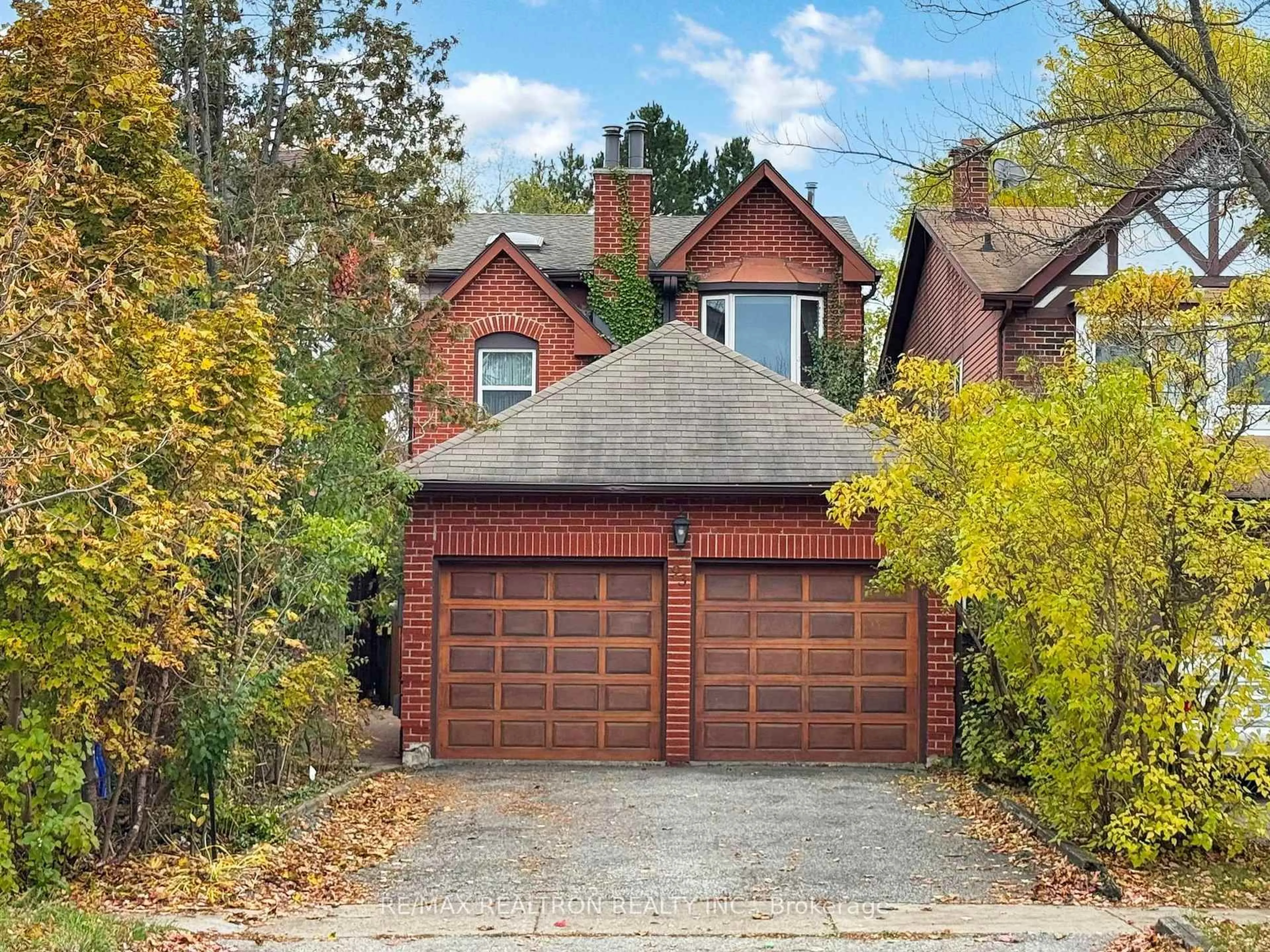 Home with brick exterior material, street for 93 North Meadow Cres, Vaughan Ontario L4J 3C4