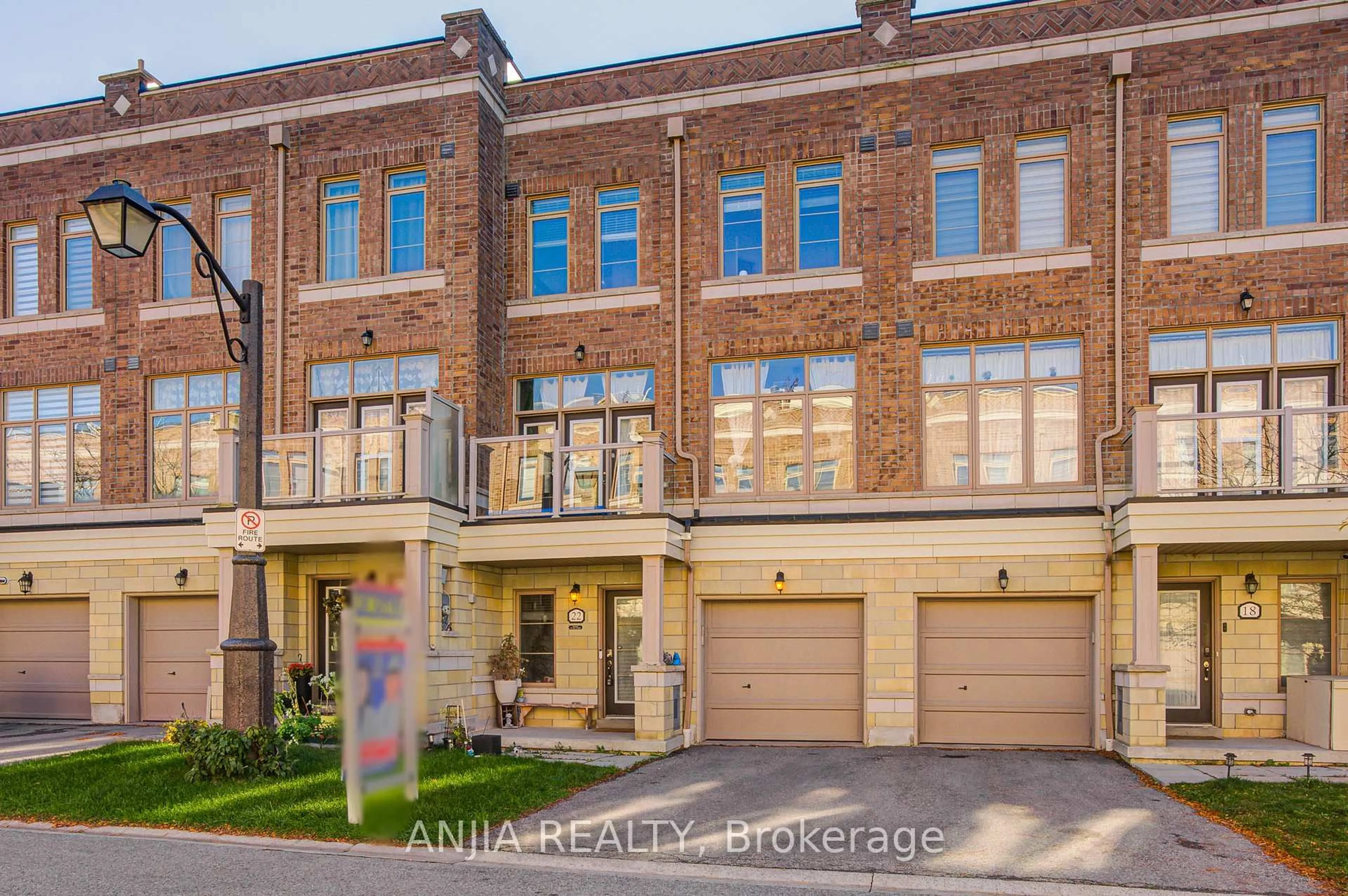 Home with brick exterior material, street for 22 Arborea Lane, Whitchurch-Stouffville Ontario L4A 1X1