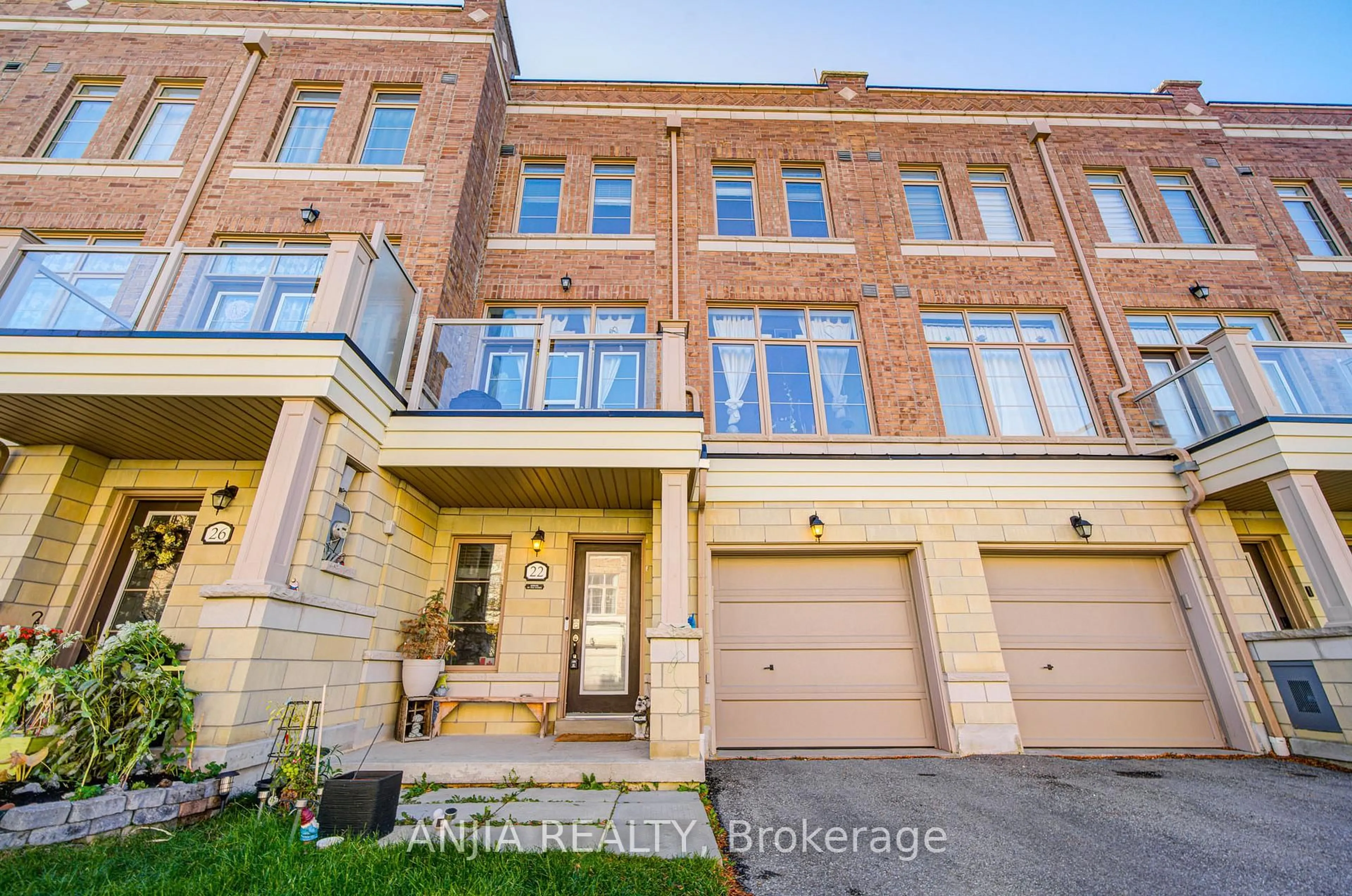 Home with brick exterior material, street for 22 Arborea Lane, Whitchurch-Stouffville Ontario L4A 1X1