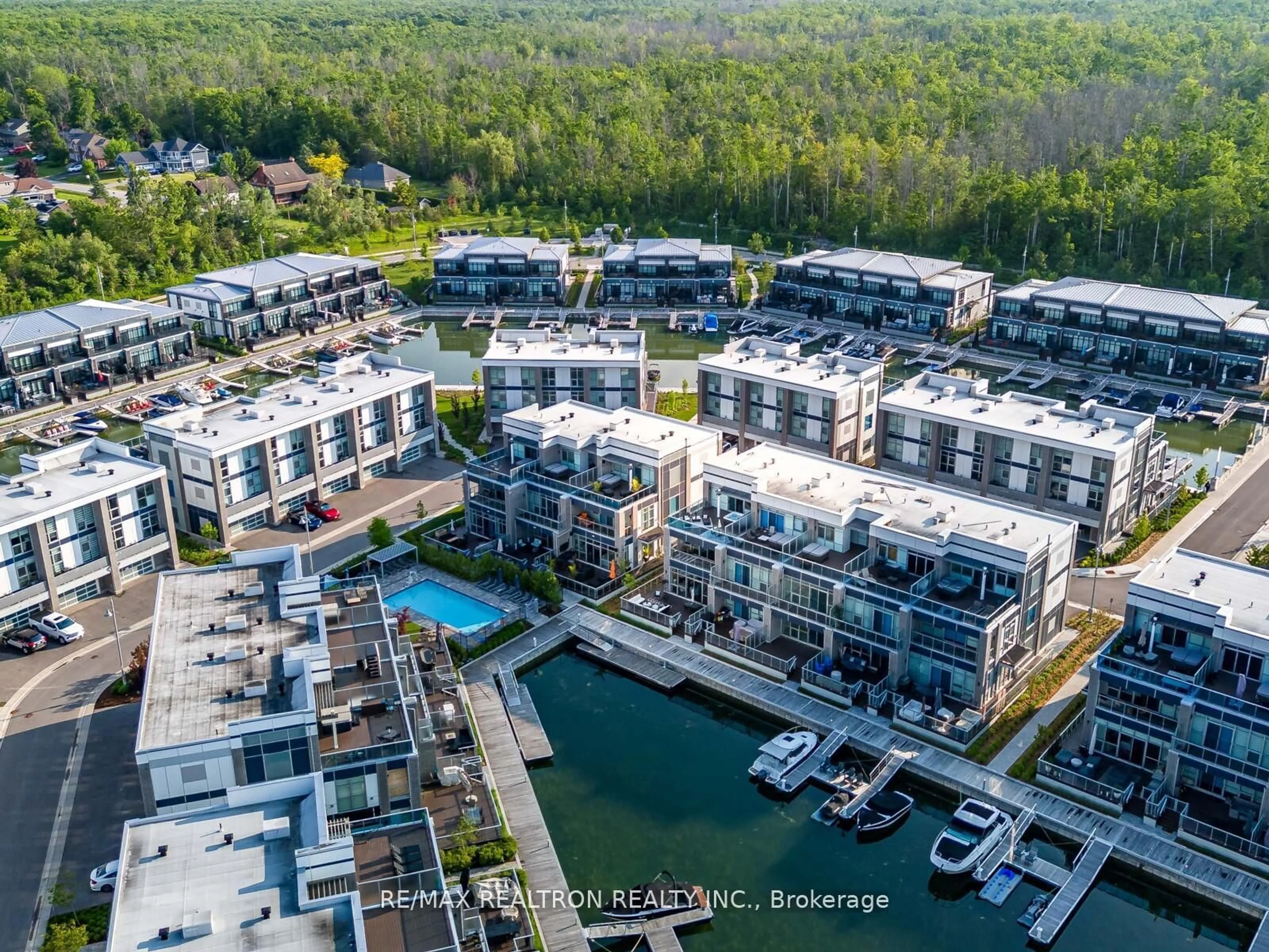 A pic from outside/outdoor area/front of a property/back of a property/a pic from drone, water/lake/river/ocean view for 3733 Ferretti Crt, Innisfil Ontario L9S 0N6