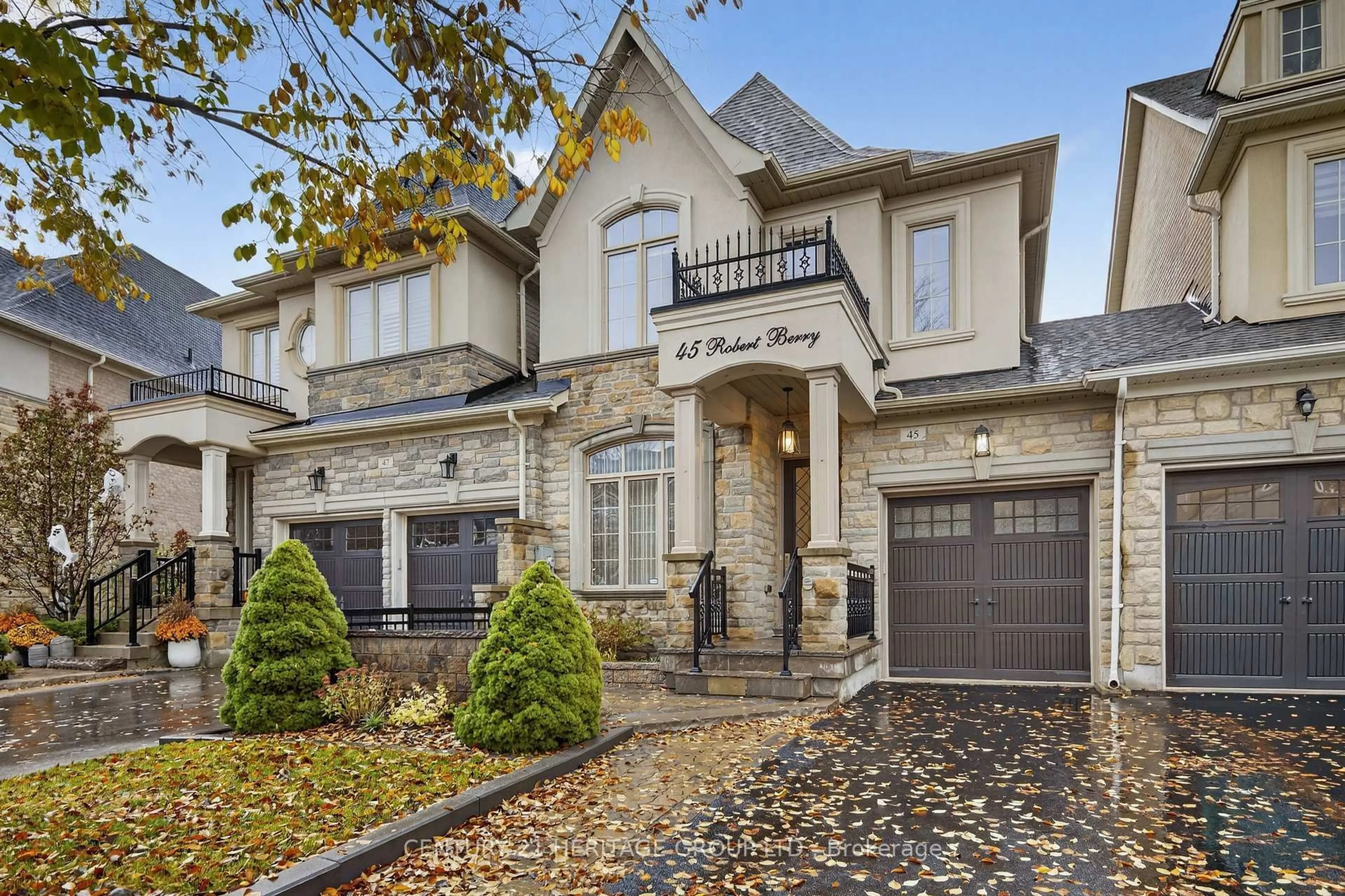 Home with brick exterior material, street for 45 Robert Berry Cres, King Ontario L7B 1L6