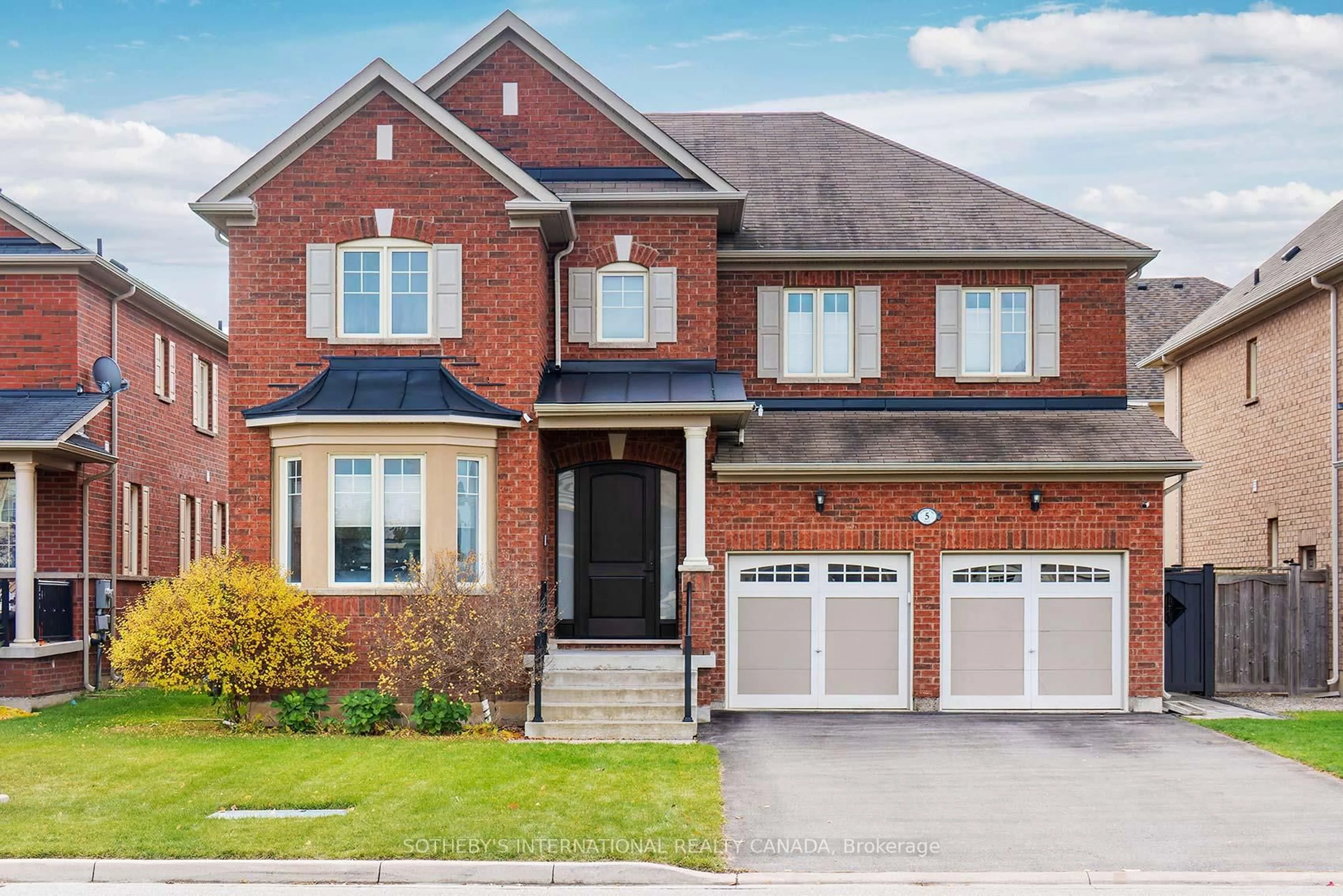 Home with brick exterior material, street for 5 Fairmont Ridge Tr, King Ontario L7B 0A4