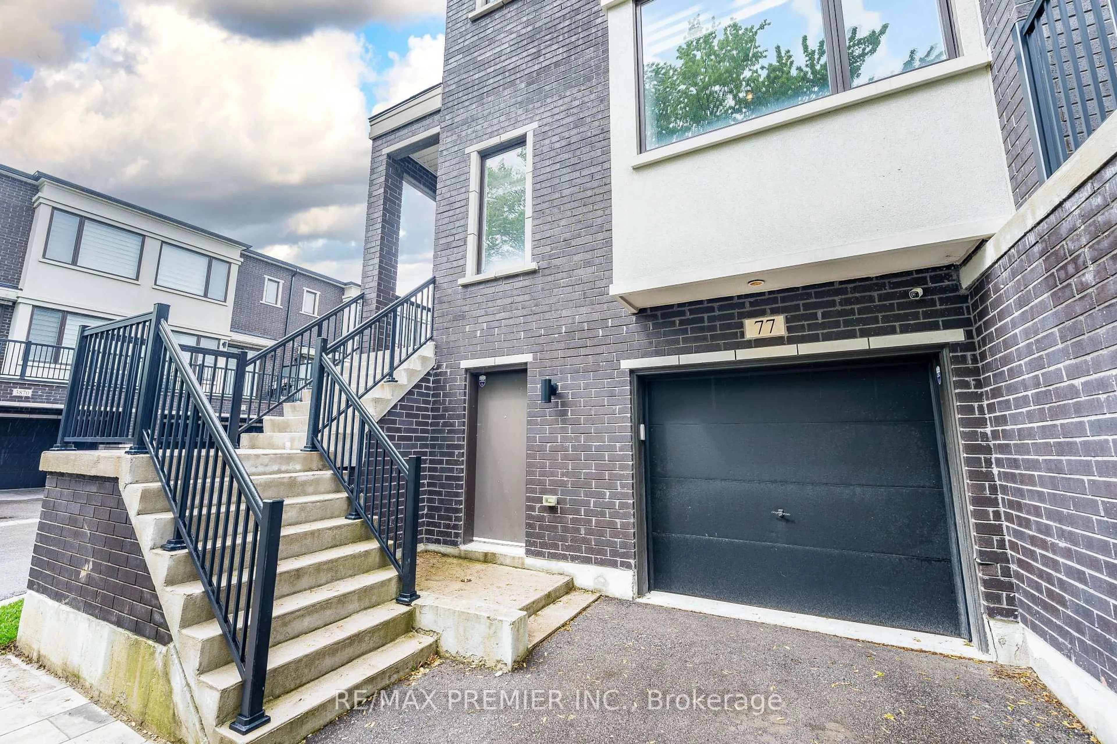 Unknown for 77 Sydney Circ, Vaughan Ontario L4H 4R2