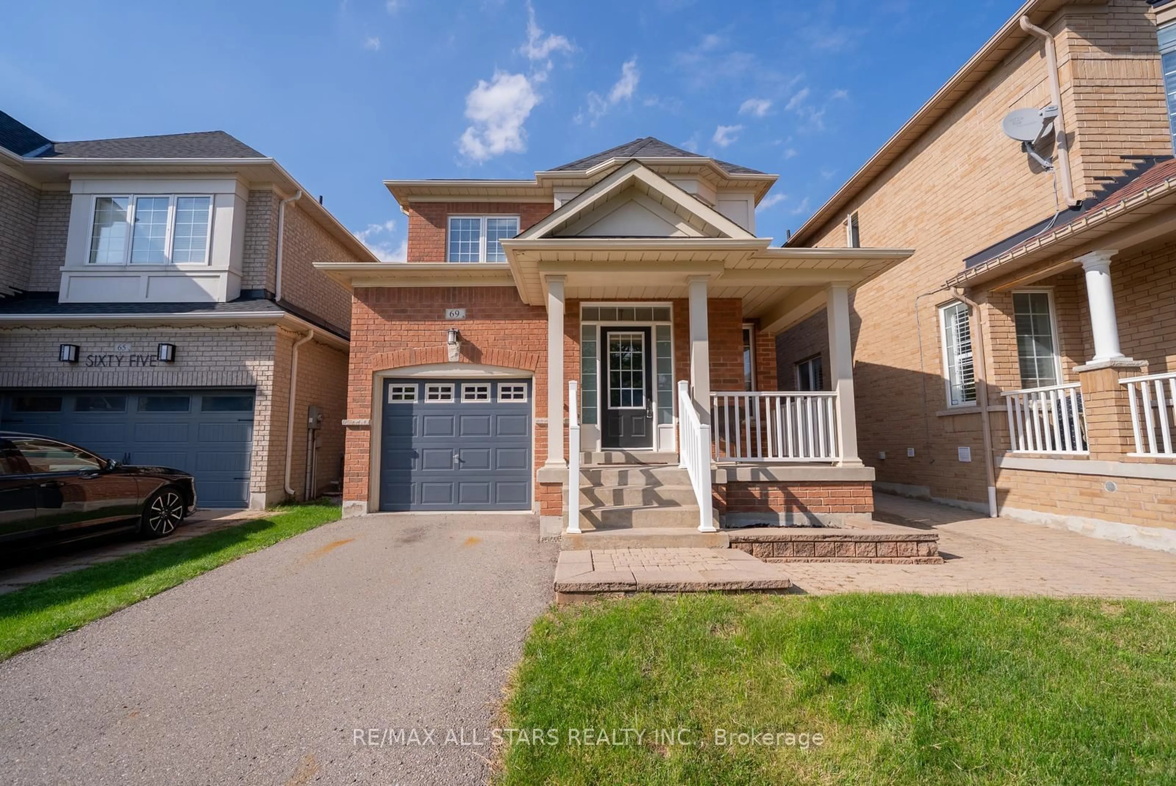 Home with brick exterior material, street for 69 Mantle Ave, Whitchurch-Stouffville Ontario L4A 0M8