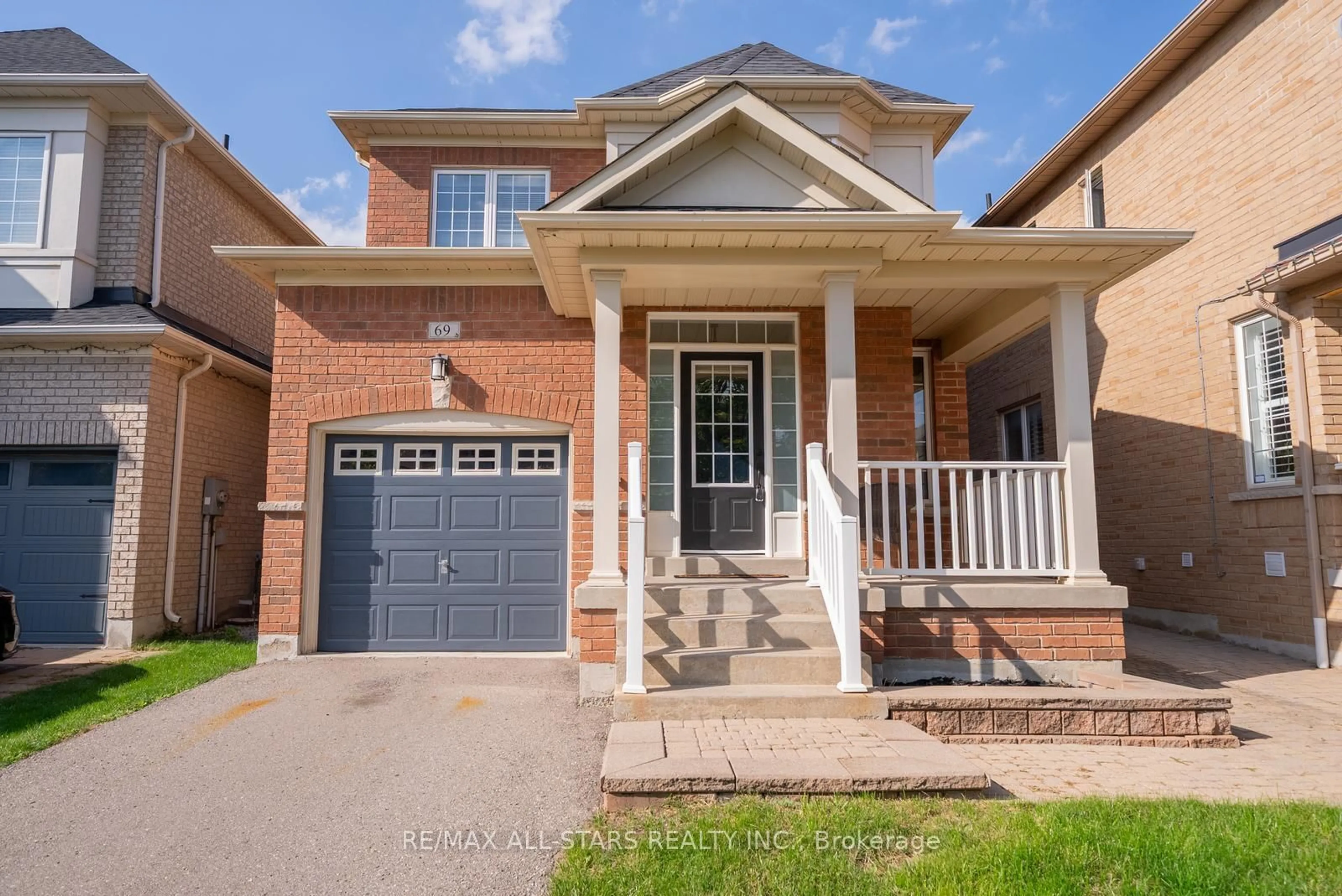 Home with brick exterior material, street for 69 Mantle Ave, Whitchurch-Stouffville Ontario L4A 0M8