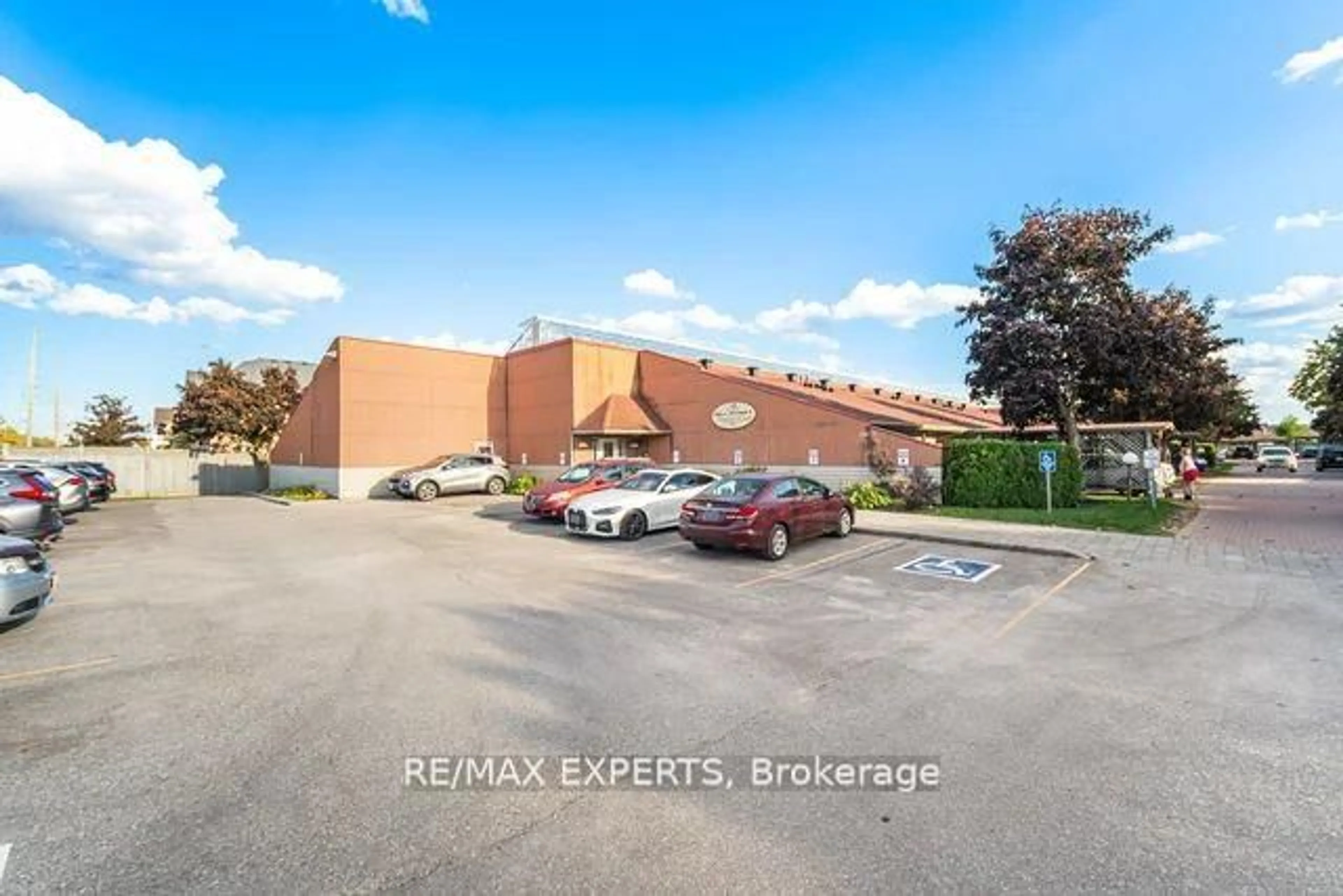 Unknown for 77 Mill St #22, New Tecumseth Ontario L0G 1W0