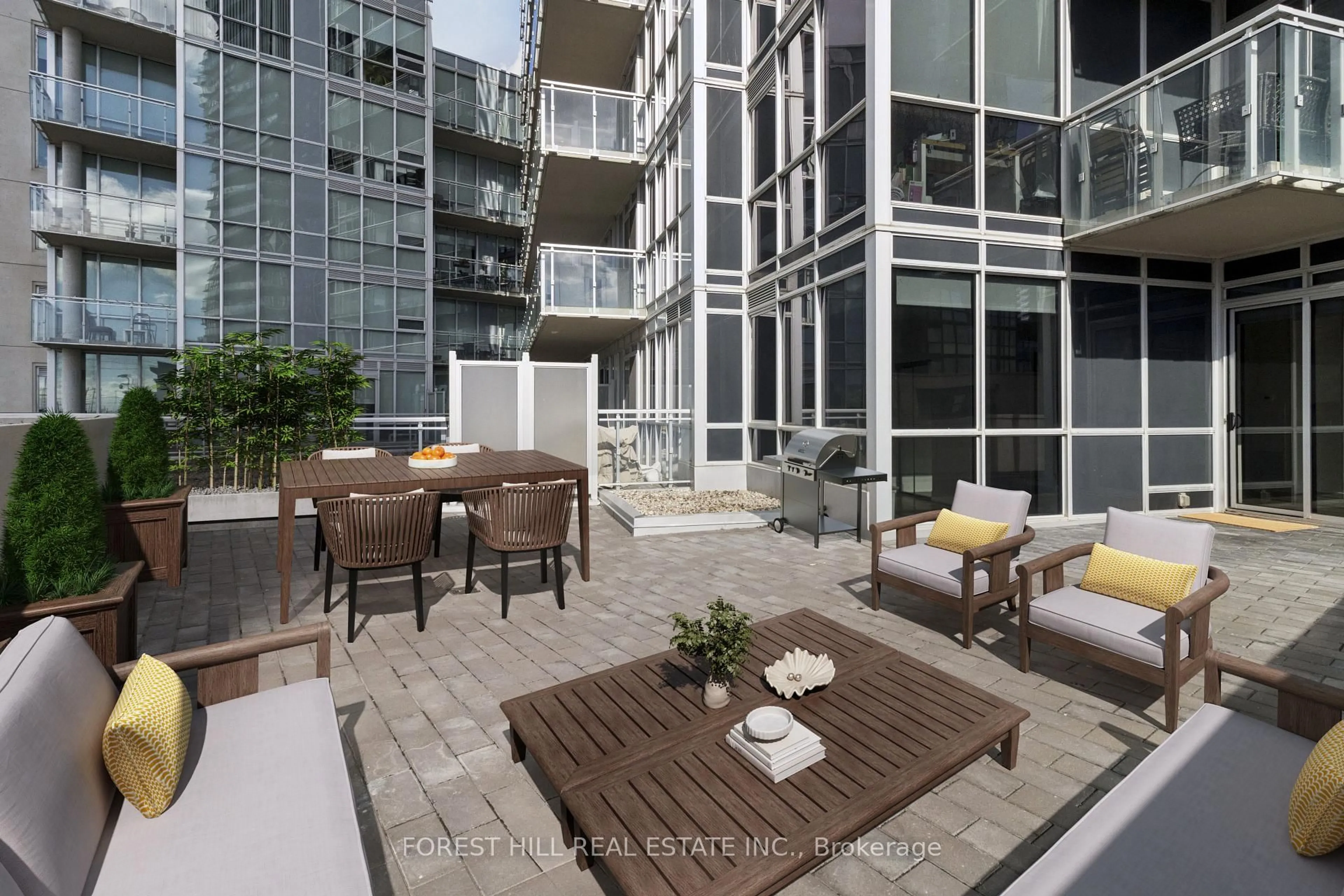 Patio, unknown for 2916 Hwy 7 Rd #203, Vaughan Ontario L4K 0K6