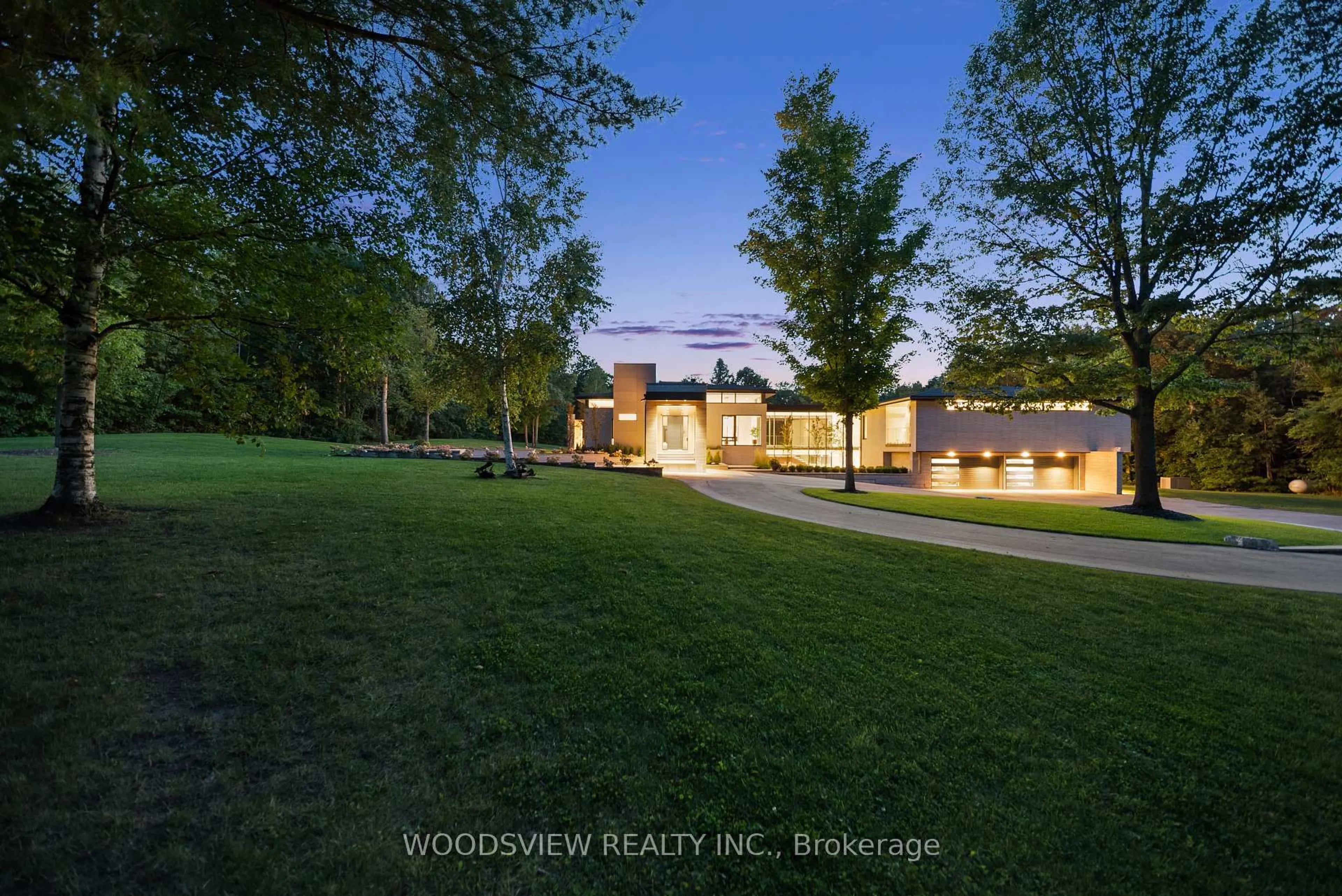 A pic from outside/outdoor area/front of a property/back of a property/a pic from drone, unknown for 15502 York Durham Line, Whitchurch-Stouffville Ontario L4A 3L6