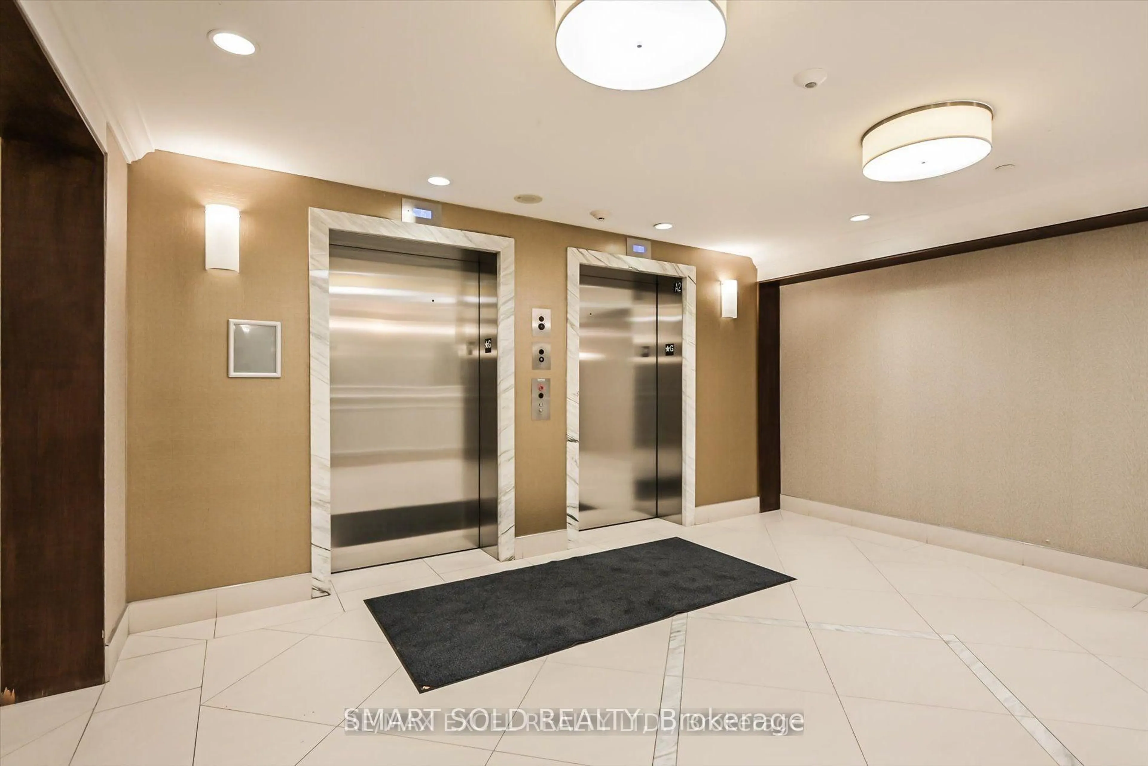 Indoor foyer for 89 SOUTH TOWN CENTRE Blvd #A112, Markham Ontario L6G 0E8