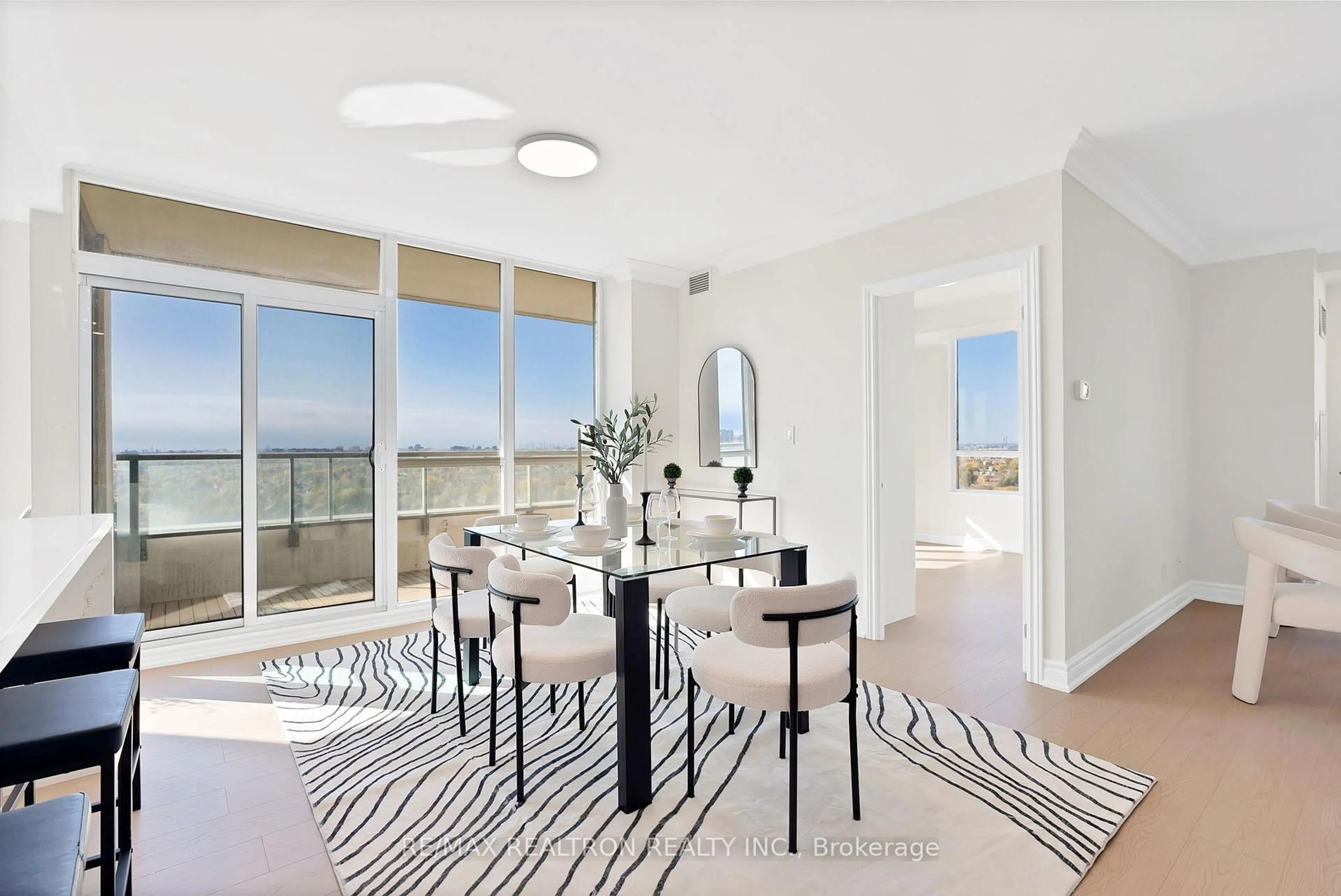 Dining room, unknown for 88 Promenade Circ #1206, Vaughan Ontario L4J 9A4