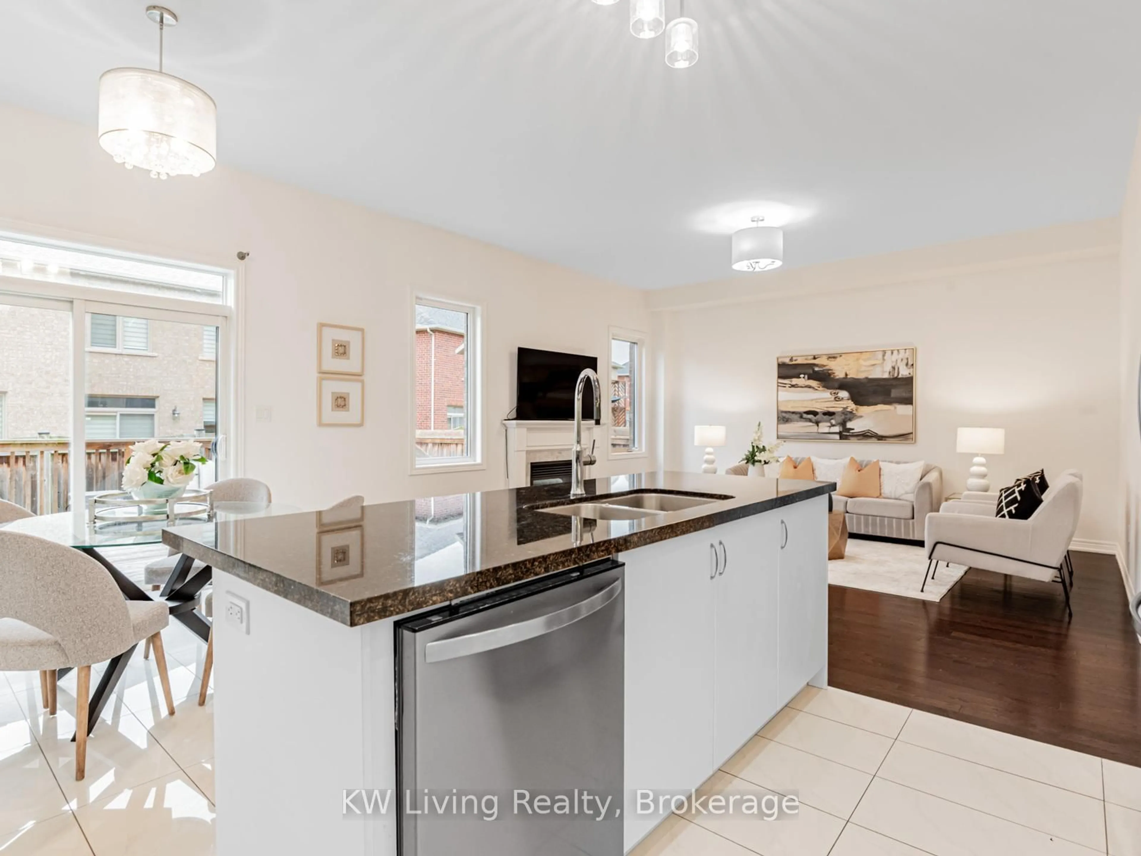 Open concept kitchen, ceramic/tile floor for 37 Jeffrey Nihda Cres, Markham Ontario L6E 0K5